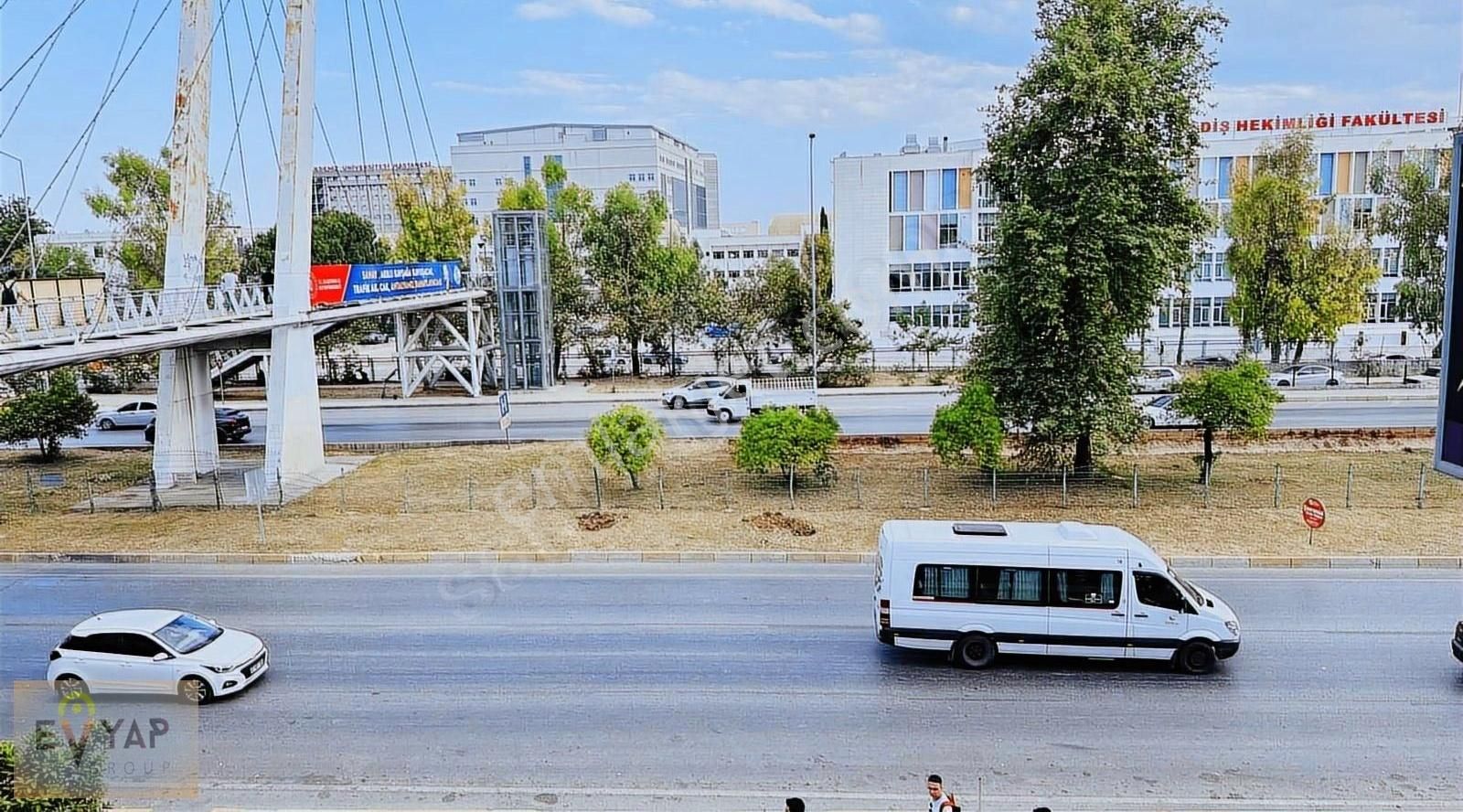 Kültür De Hürriyet Anacaddesi Üstü Arakatta 3+1 Kiralık Daire