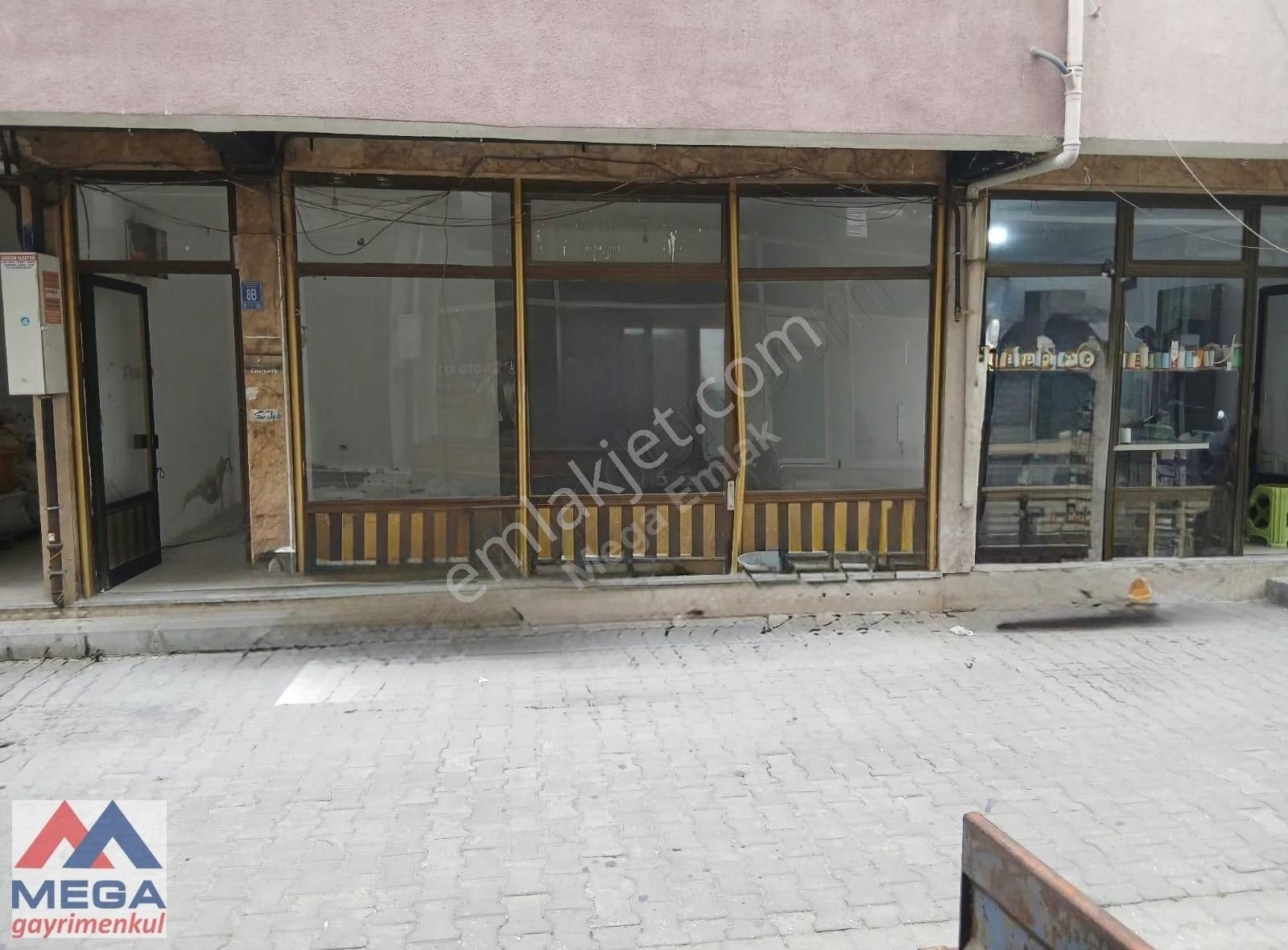 Şarköy Merkezde, Konumu Harika, Kaçırılmaz Dükkan