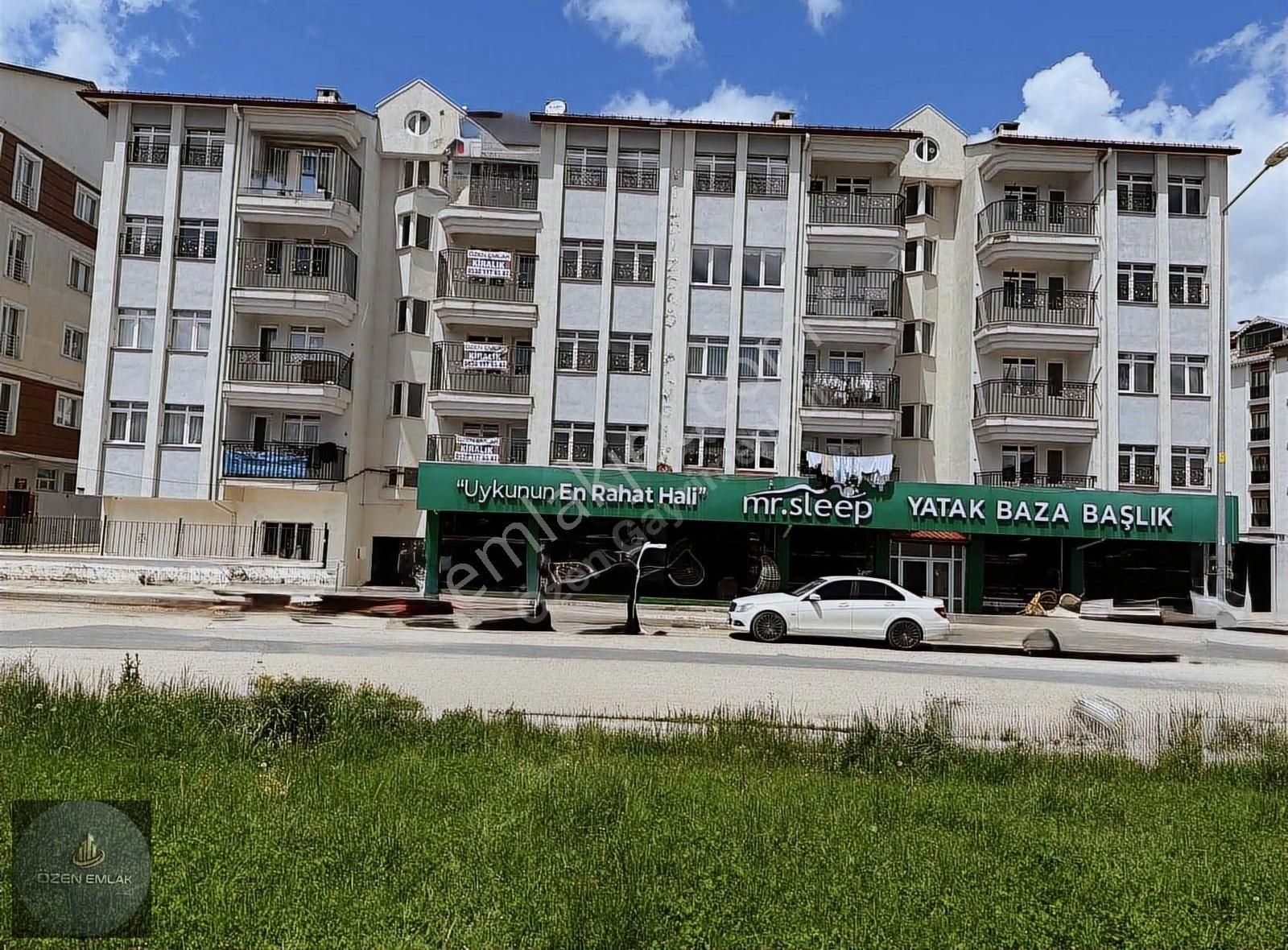 Özen Emlak'tan Kiralık 3+1 Daireler