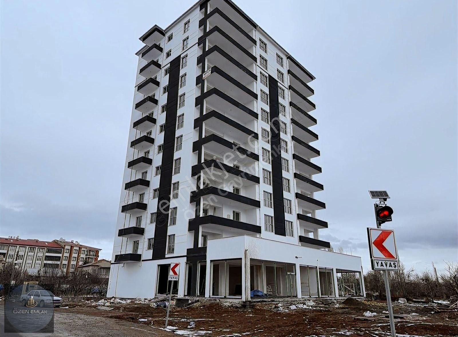 Özen Emlaktan 4+1 Satılık Daire
