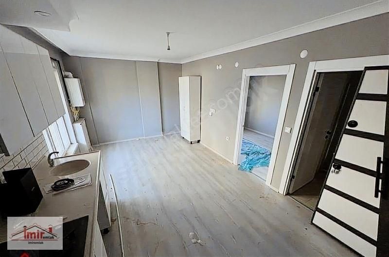İmir Emlak Ofisinden Esenboğa Merkeze Yakın 1+1 Sıfır Daire