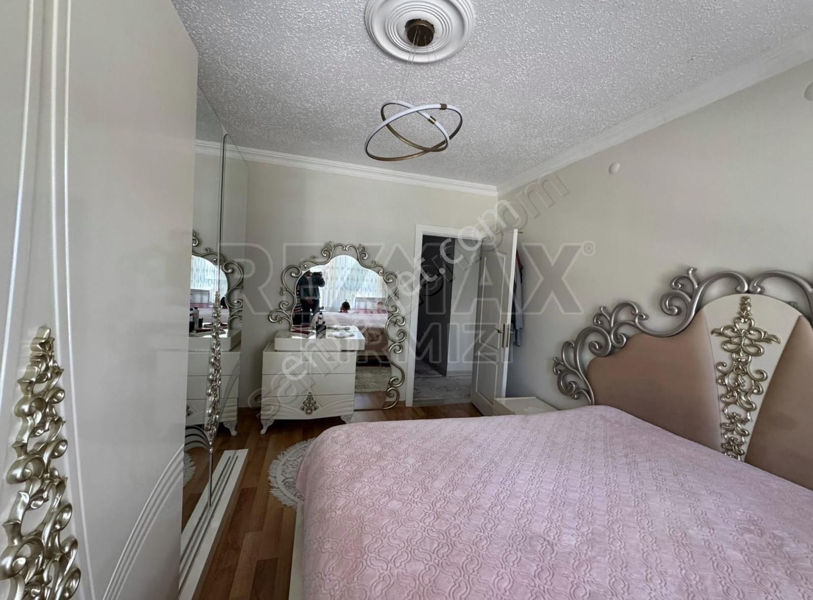 Re/max Kırmızı'dan Erzurum Abdurrahman Gazi Toki'de Satılık 3+1