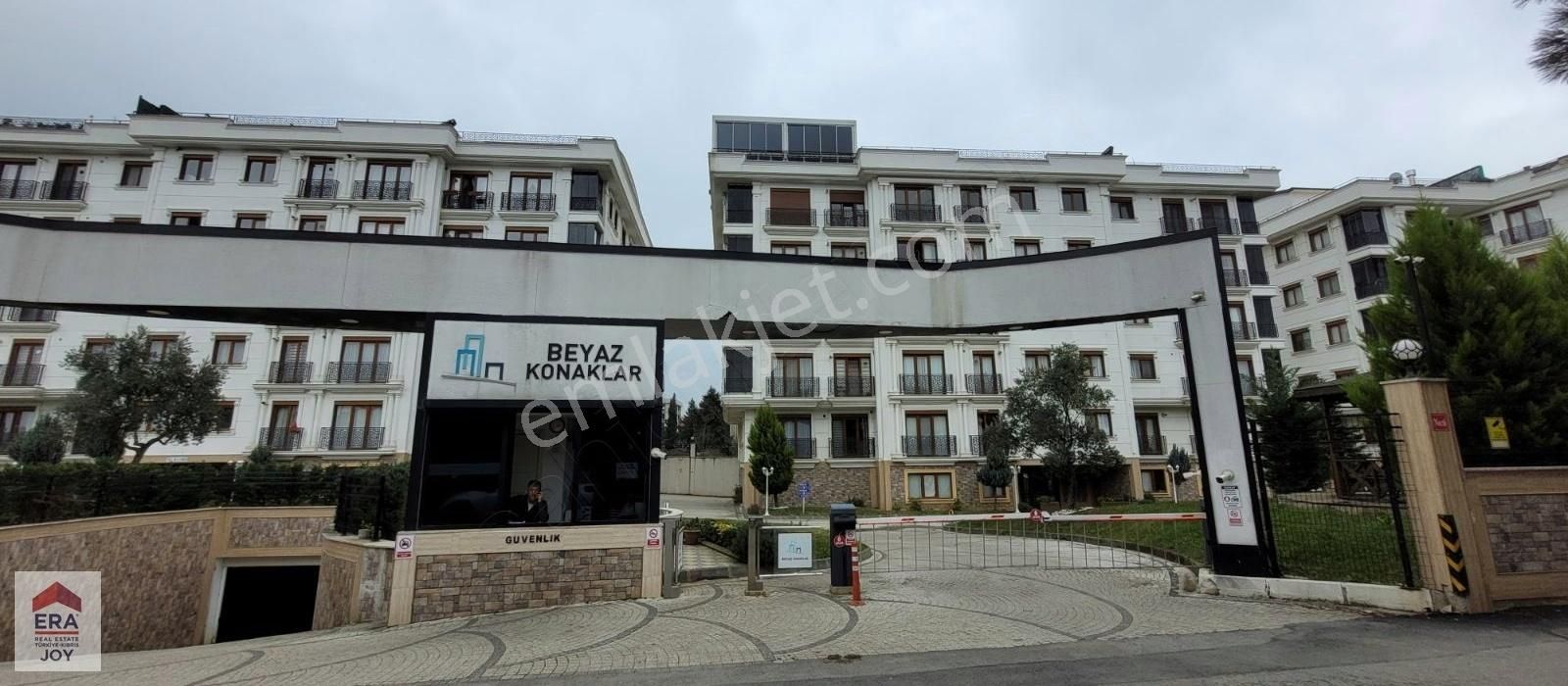 Orhanlı Beyaz Konaklar Sitesi Yeni Lüks Eşyalı 3+1 Kiralık Daire