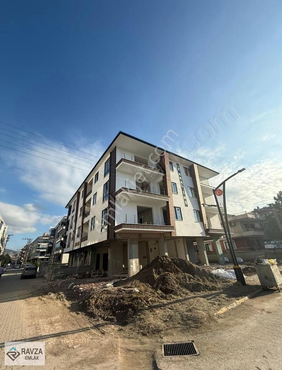 Ravza Emlak'tan Sahil Mahallesin De Yerden Isıtmalı 2+1 Daire