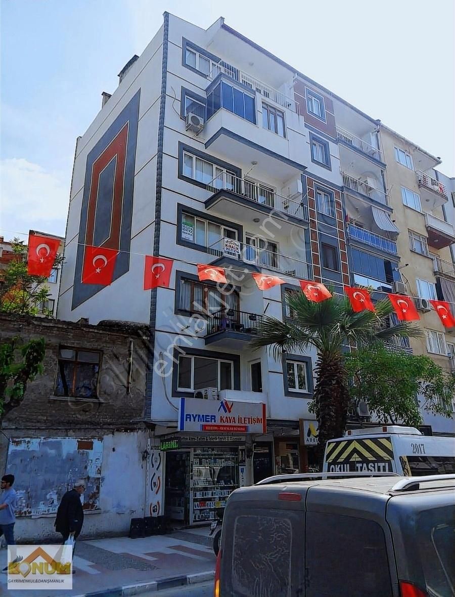 Seyfettinbey Caddsi Alaybey Cami Karşısında Eşyalı Kiralık Daire
