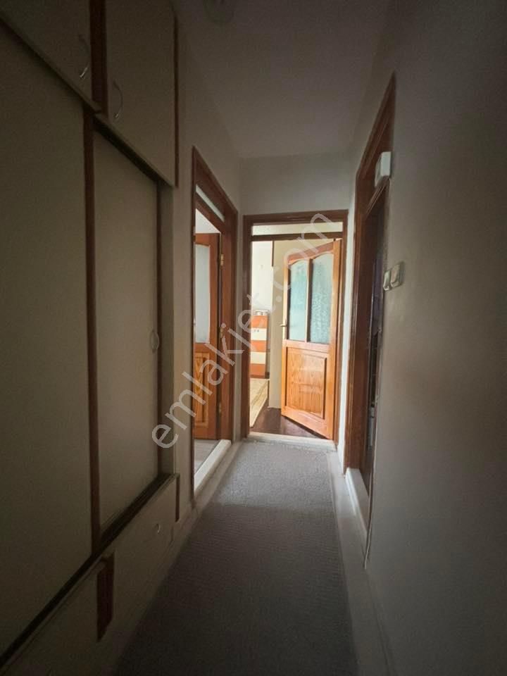 Tc Emalktan Satılık Doğa Manzaralı Tadilat Görmüş Daire Doğalgazlı !