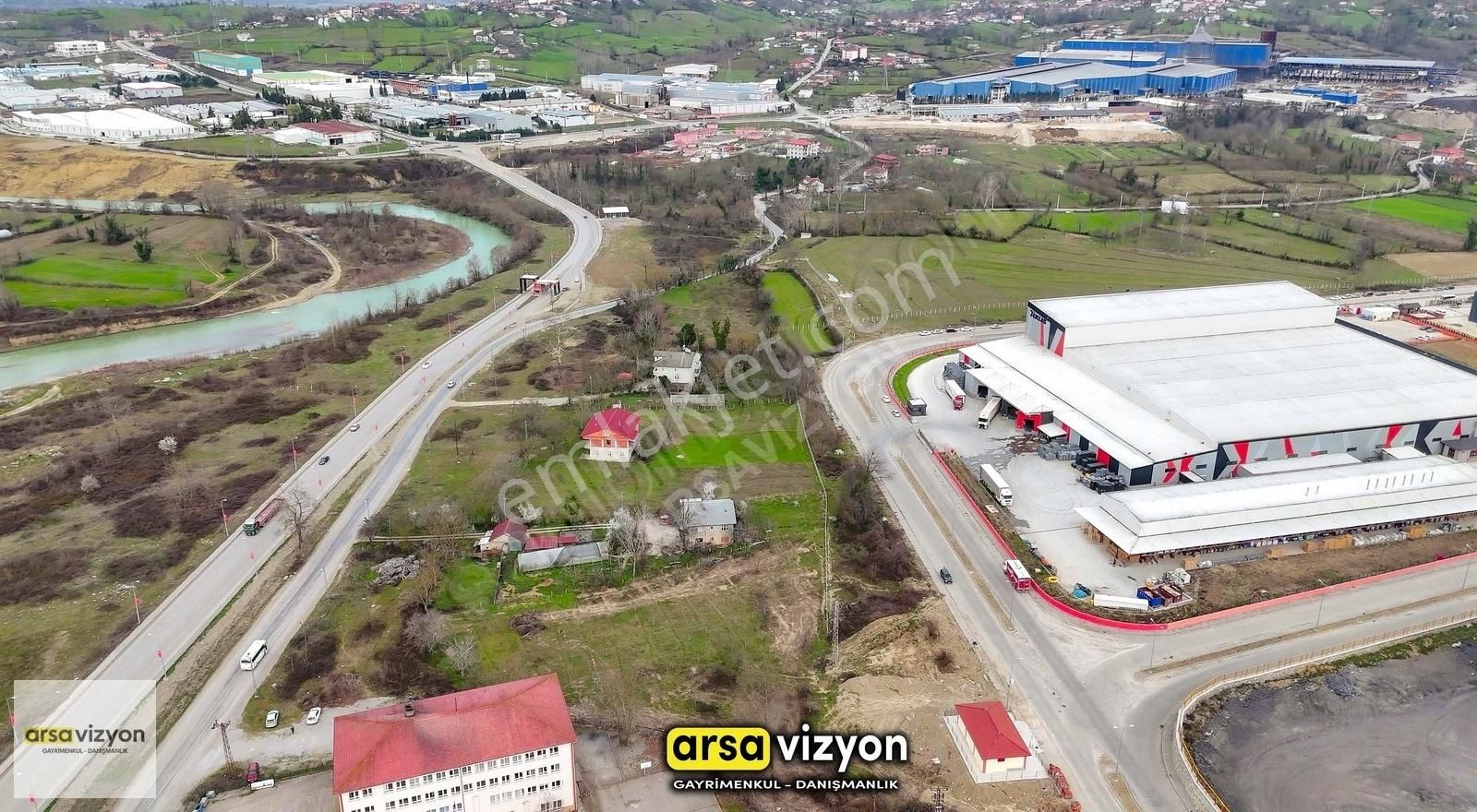 Kurtköy Organize'de Satılık 3963m² Arsa !! Detaylar Açıklamada