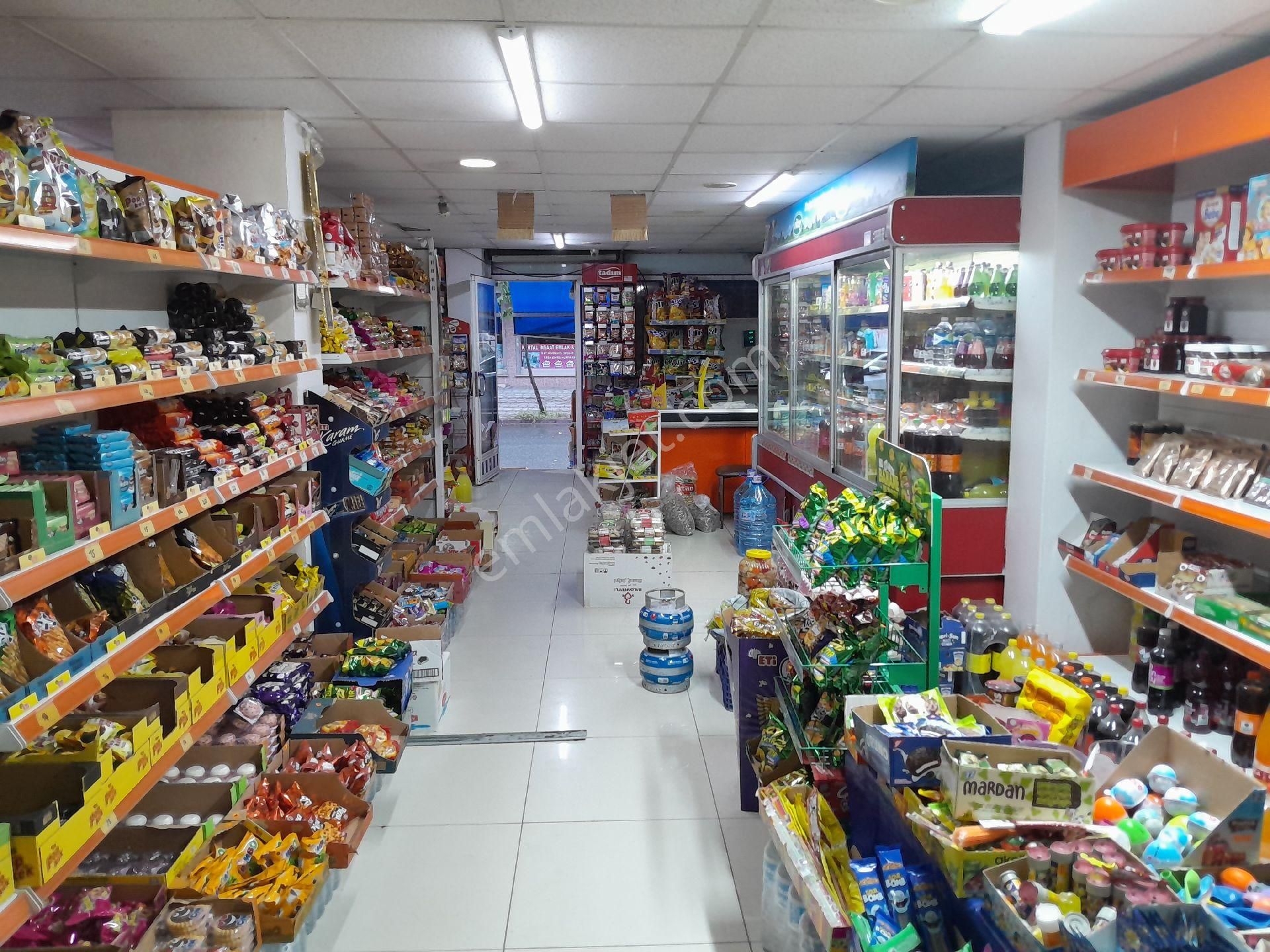 Devren Satılık Market Sultangazi Cebeci Mahallesi Kartal Emlaktan 130m2