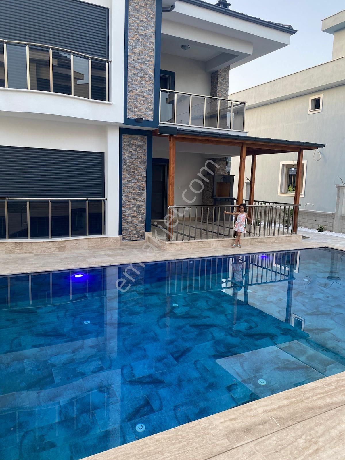 Dalaman Karaçalı Mahallesi Sıfır İkiz Villa