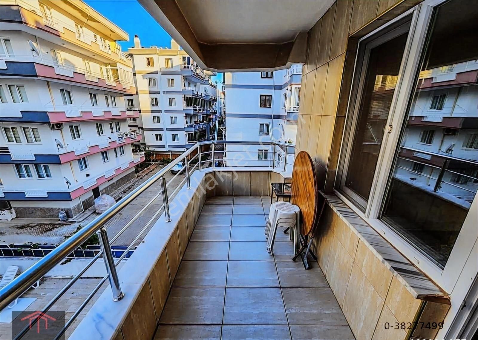 Kurtuluş'tan Güzelyalı Mh'de Satılık Eşyalı 2+1 Site İçi Daire