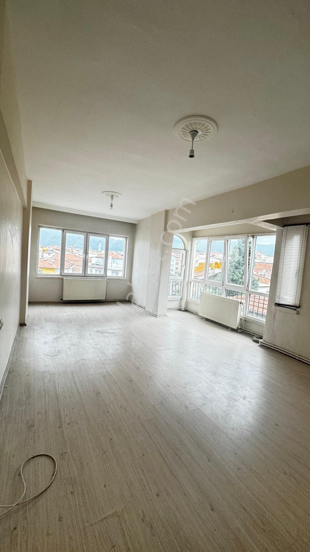 Denizli Devlet Hastanesi Karşısı Satılık 3+1 Daire