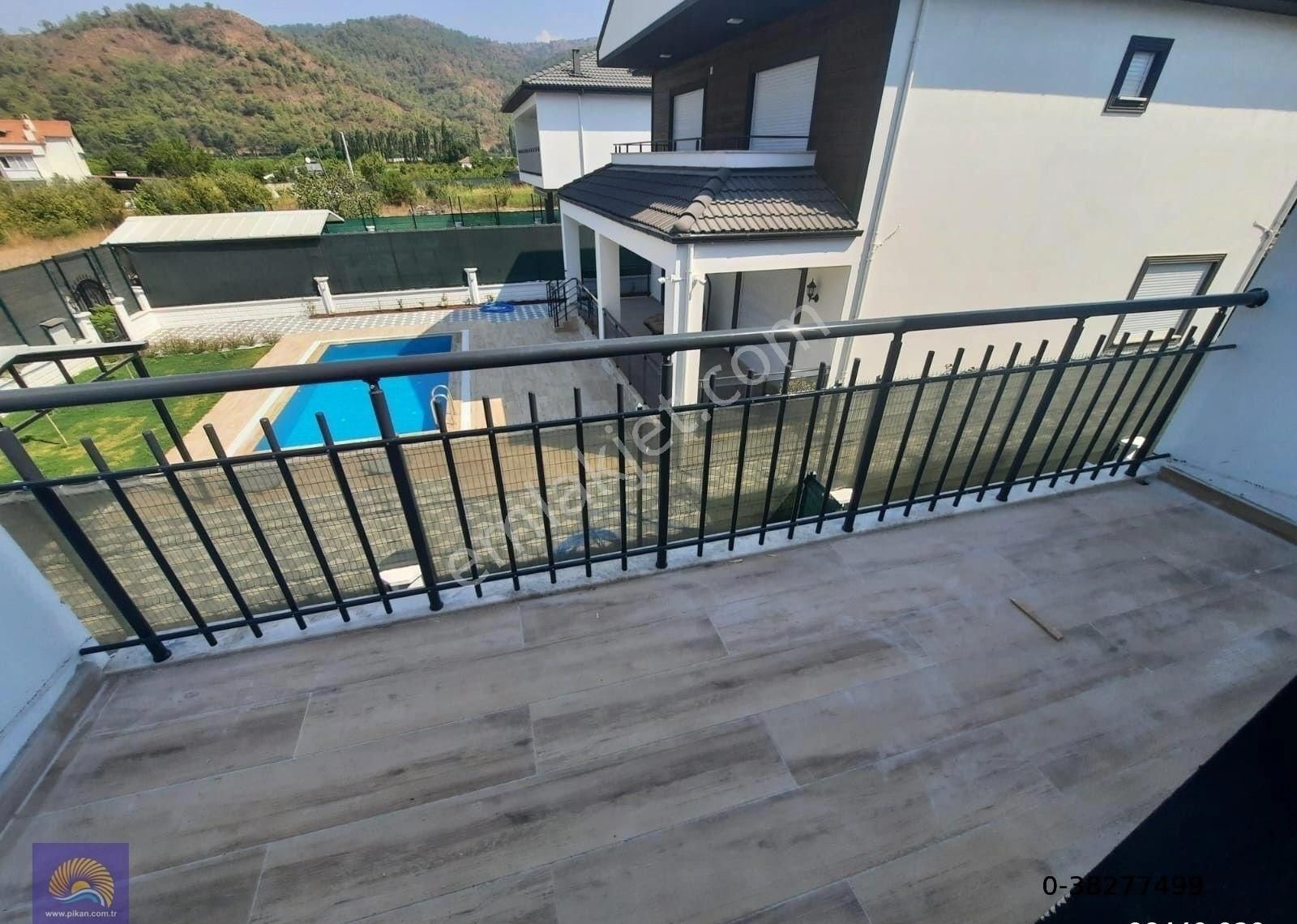 Ortaca Çaylıda 290 M2 Arsa Da Yüzme Havuzlu, Eşyalı, 4+1 Sıfır Dubleks Satılık - Görsel 17