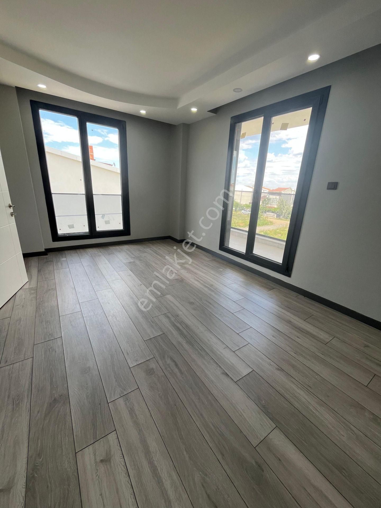 Ata Gayrimenkul'den 4+1 Merkeze Yakın Lüks Villa - Görsel 21