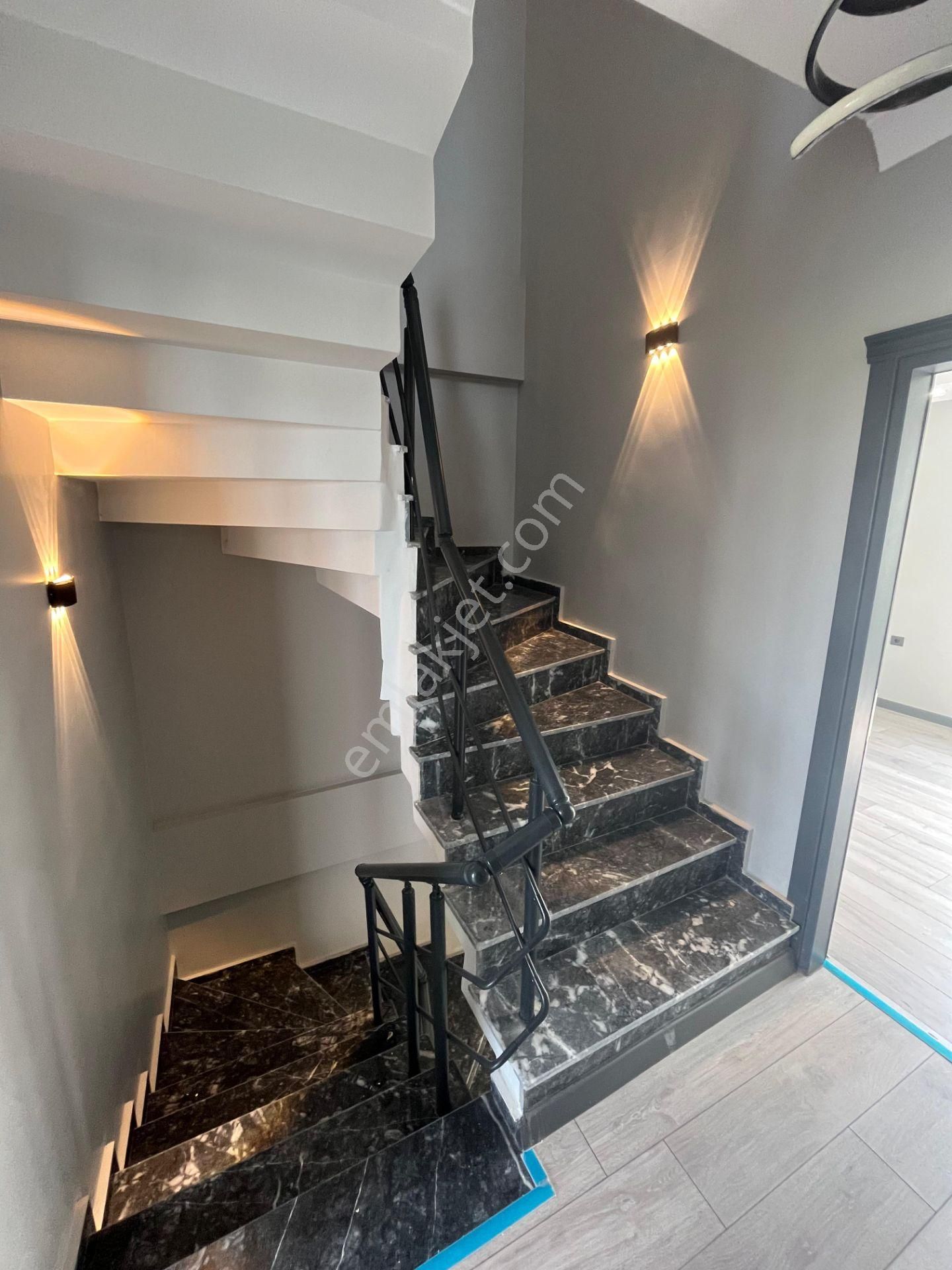 Ata Gayrimenkul'den 4+1 Merkeze Yakın Lüks Villa - Görsel 18