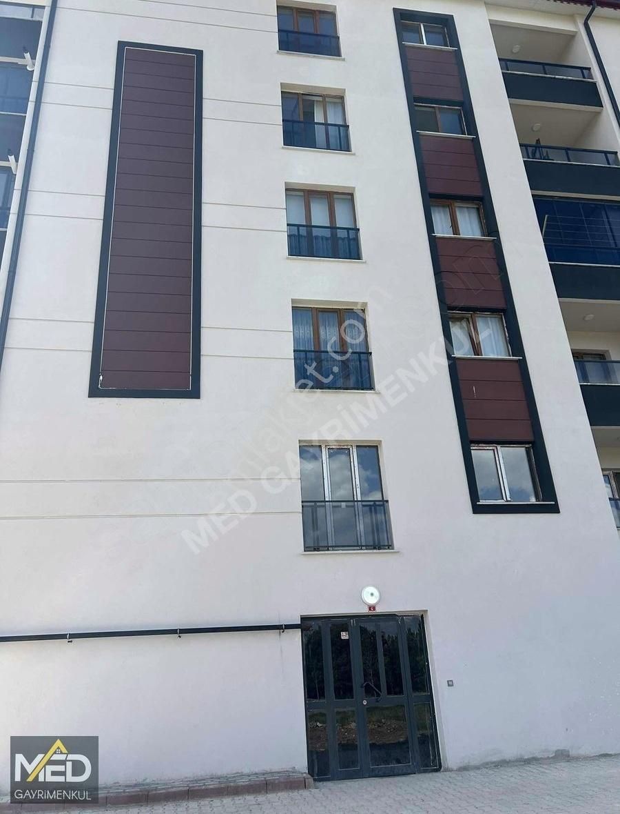 Sivas Merkez Kılavuz Mahallesinde Satılık Sıfır 3+1 Daire