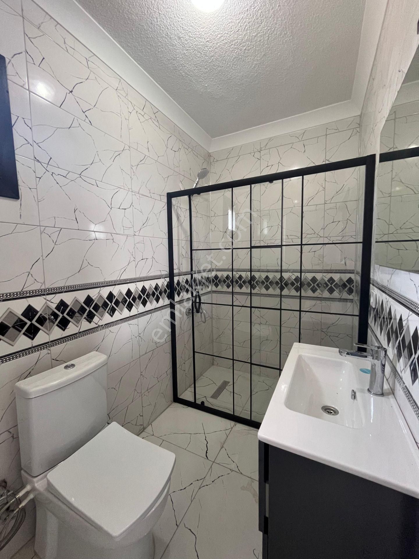 Ata Gayrimenkul'den Her Yere Yakın 4+1 İskanlı Lüks Villa - Görsel 21