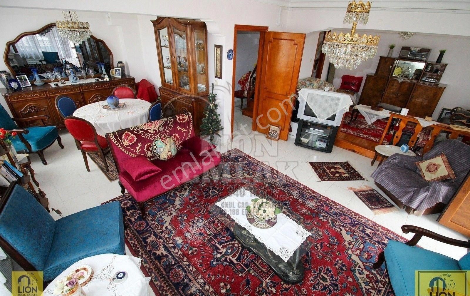 Atatürk Mahallesi Deniz Ve Doğa Manzaralı 3+1 250m² Satılık Dublex Daire