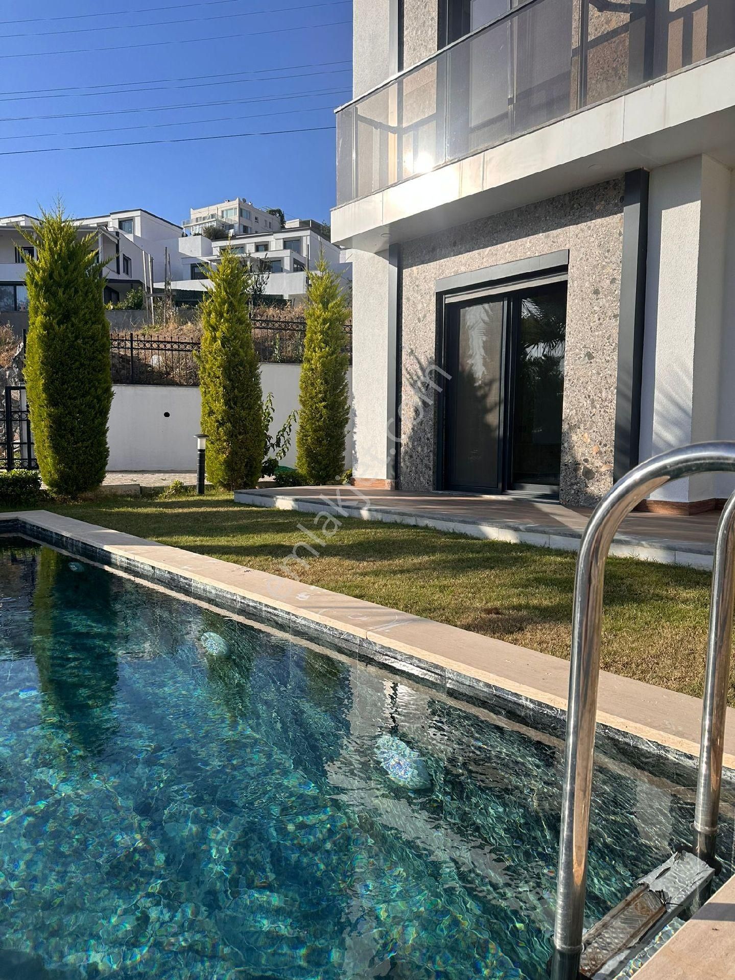 Bodrum Yalıkavakta Satılık Lüx Villa