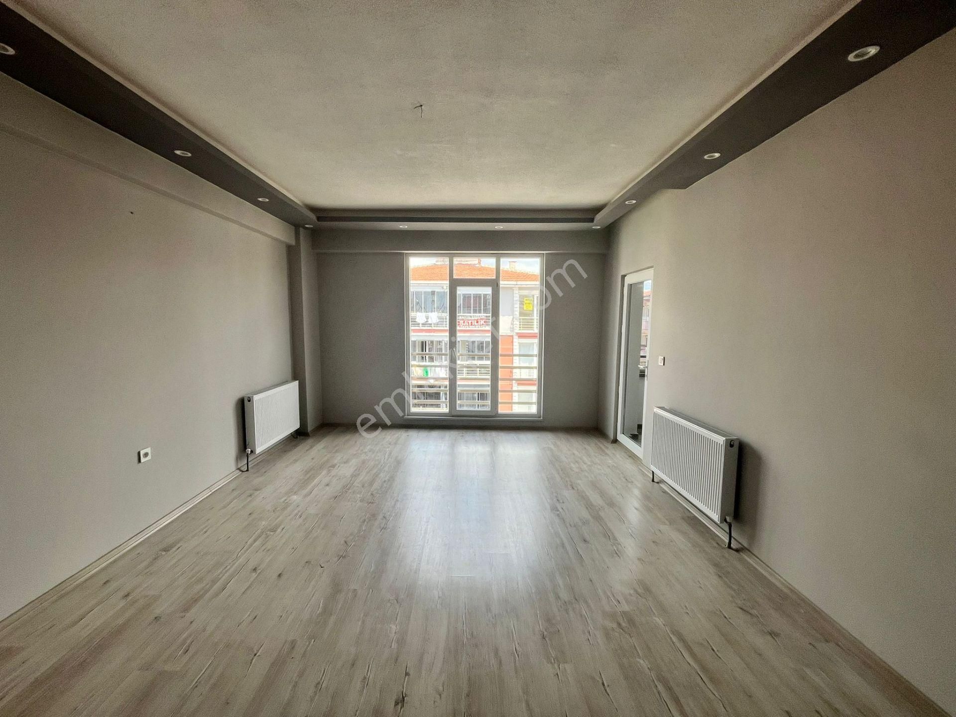 "demirol'dan" Sgk Binasının Hemen Dibinde Kiralık 4+2 Dubleks