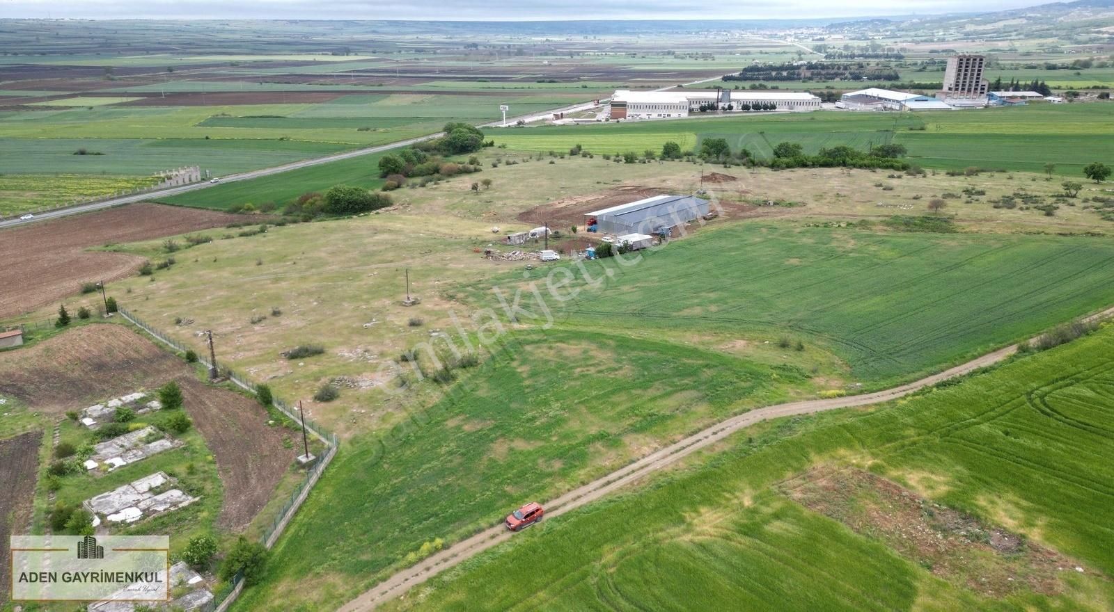 Kırklareli Asfaltına 200 Metre Mesafede Müstakil Tapu Arazimiz!!