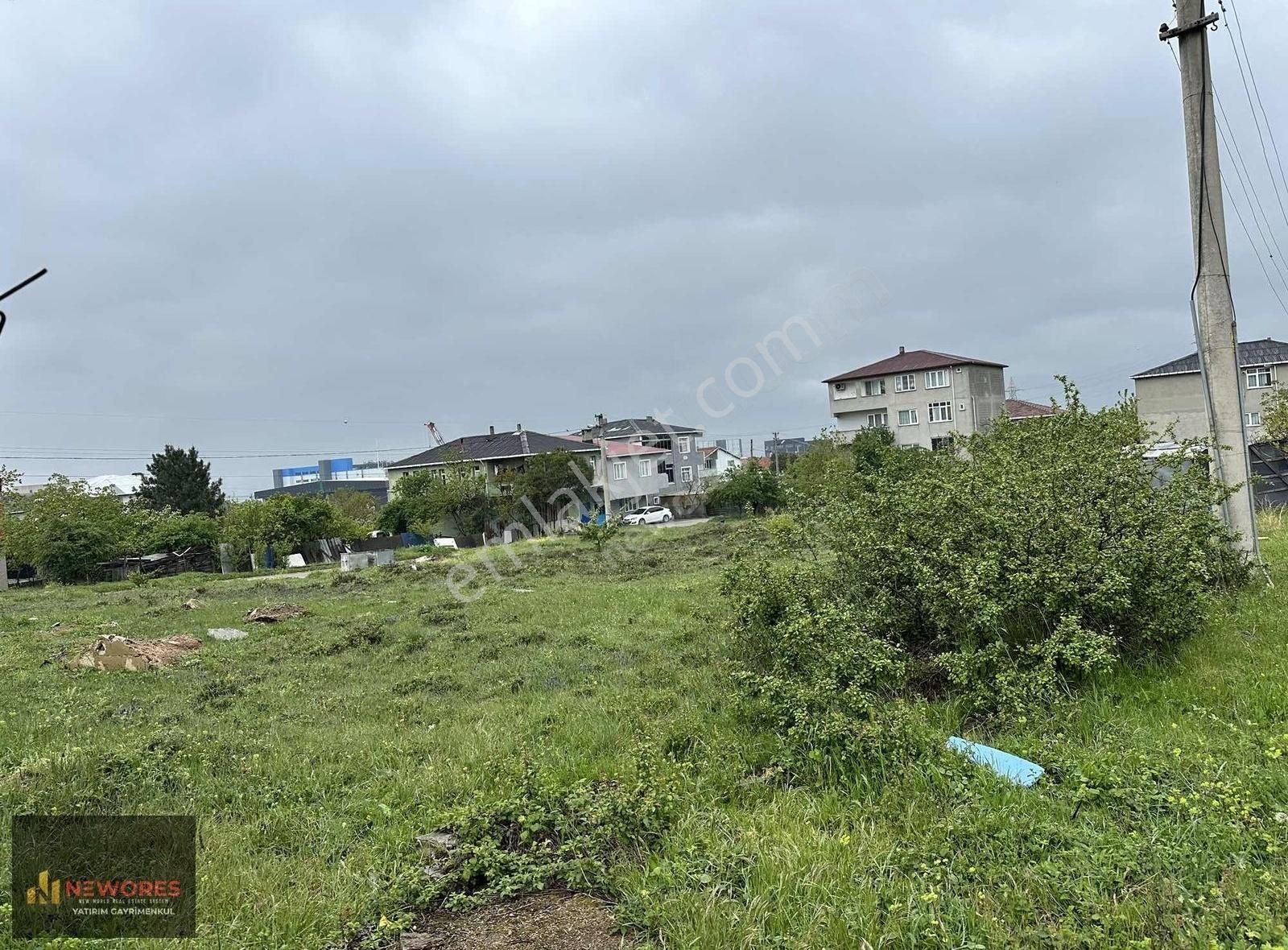 Şekerpınar 400 M2 Ticari İmarlı Arsa