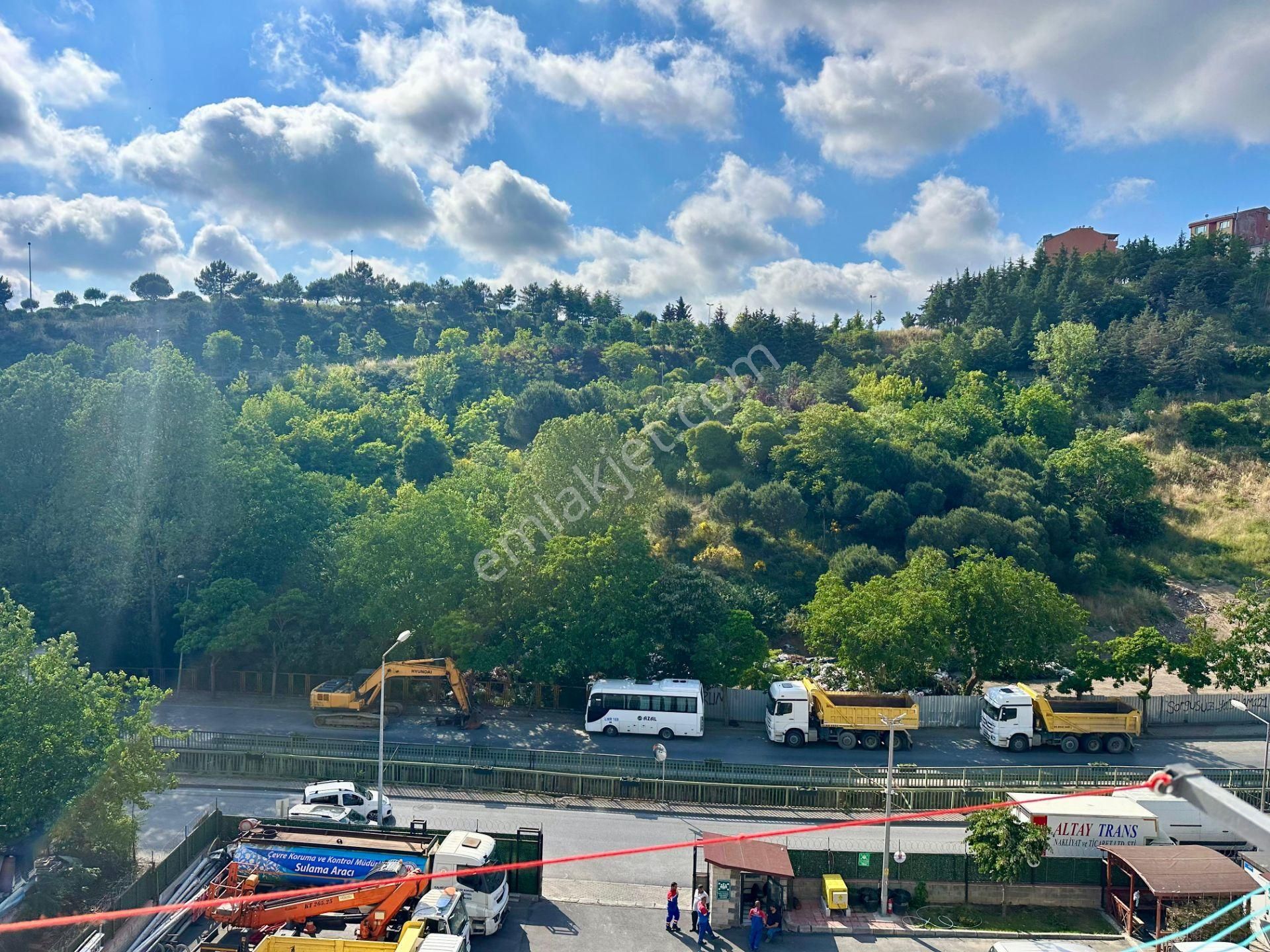 Kağıthane Şirintepe Mah 1+1 İskanlı Çift Cepheli Satılık Daire