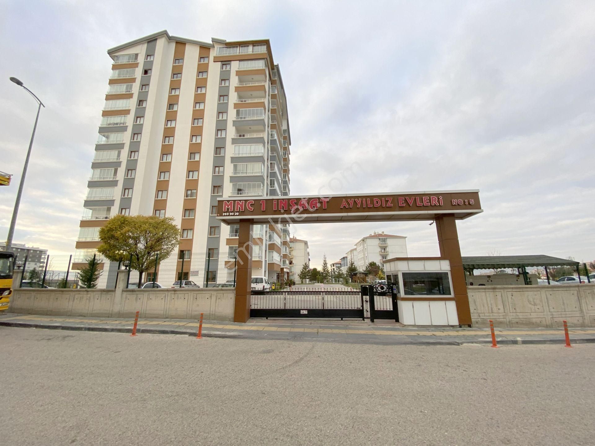 Elvankentin En Güzel Sitesinde Satılık 4+1 Süperlüx 7.arakat Daire