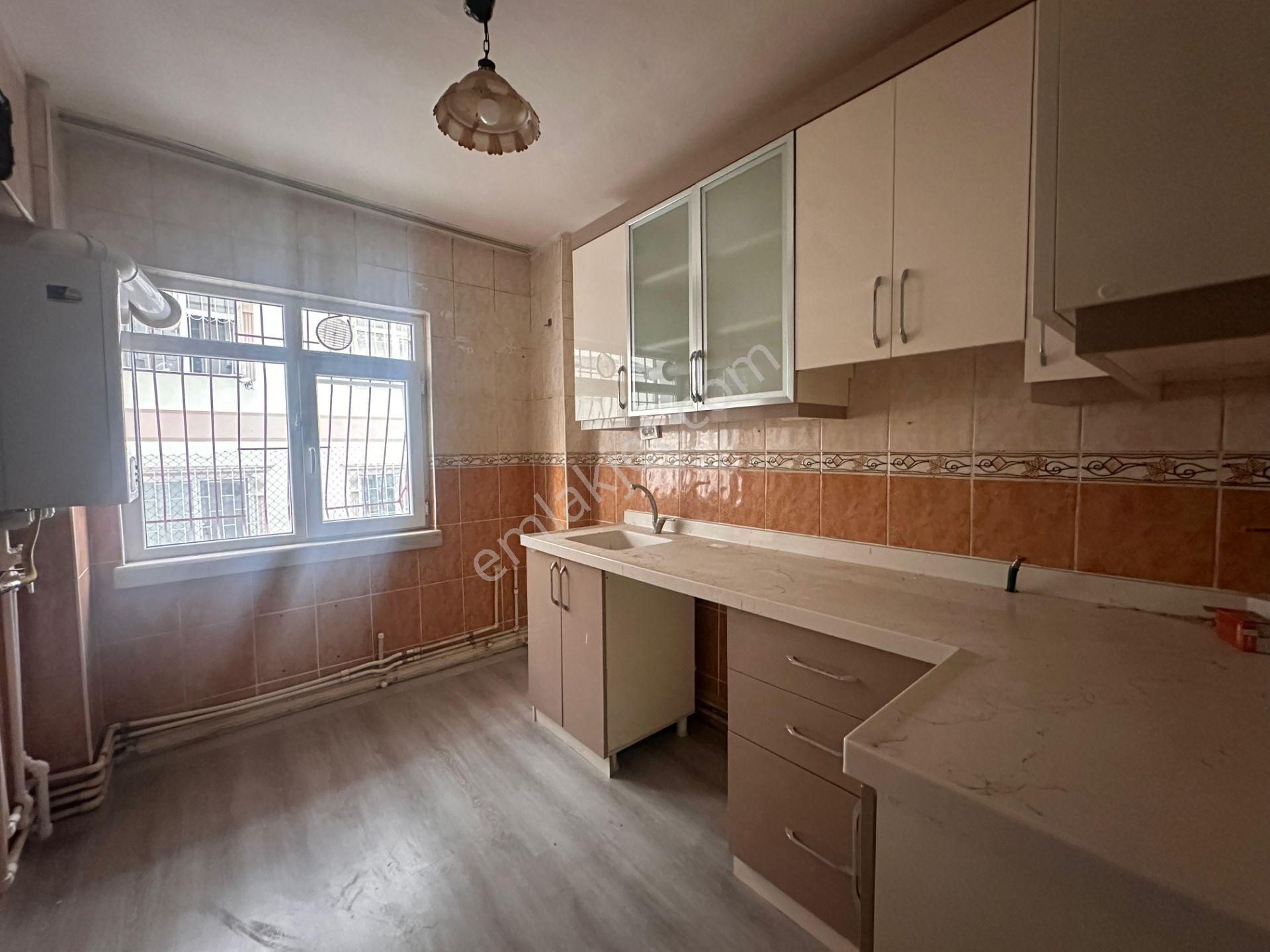 M.çakmak Mah Salon Bagımsız Yüksek Giriş Balkonlu Daire
