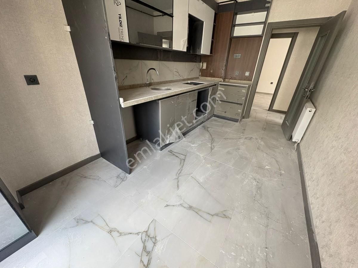 Sincan Selçuklu Mahallesinde 2+1 Full Yapılı Sıfır Daire