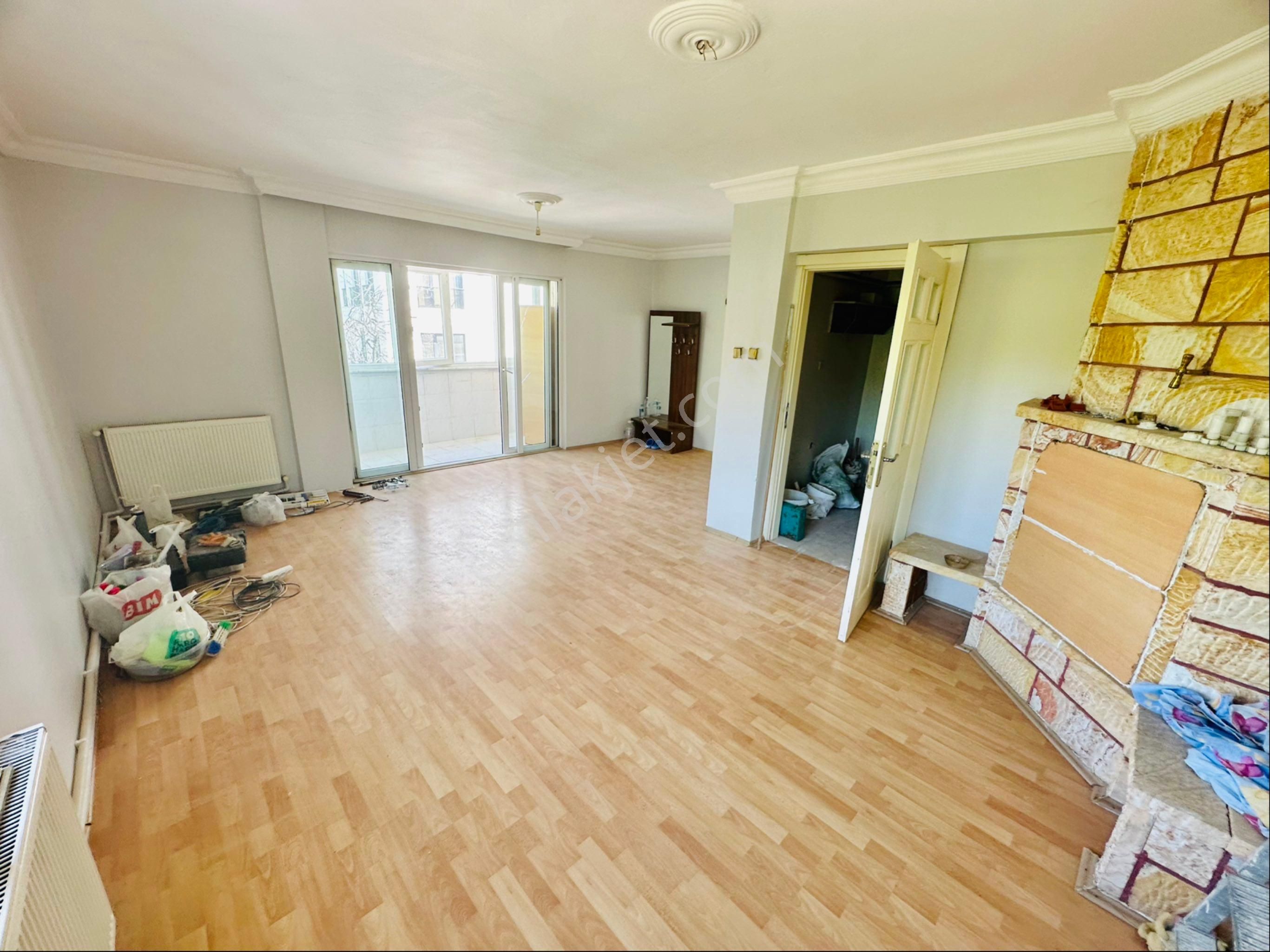 Büyükçekmece Pamiye Meydanı Yanı 3+1 Net 110 M2 Kıralık Daire