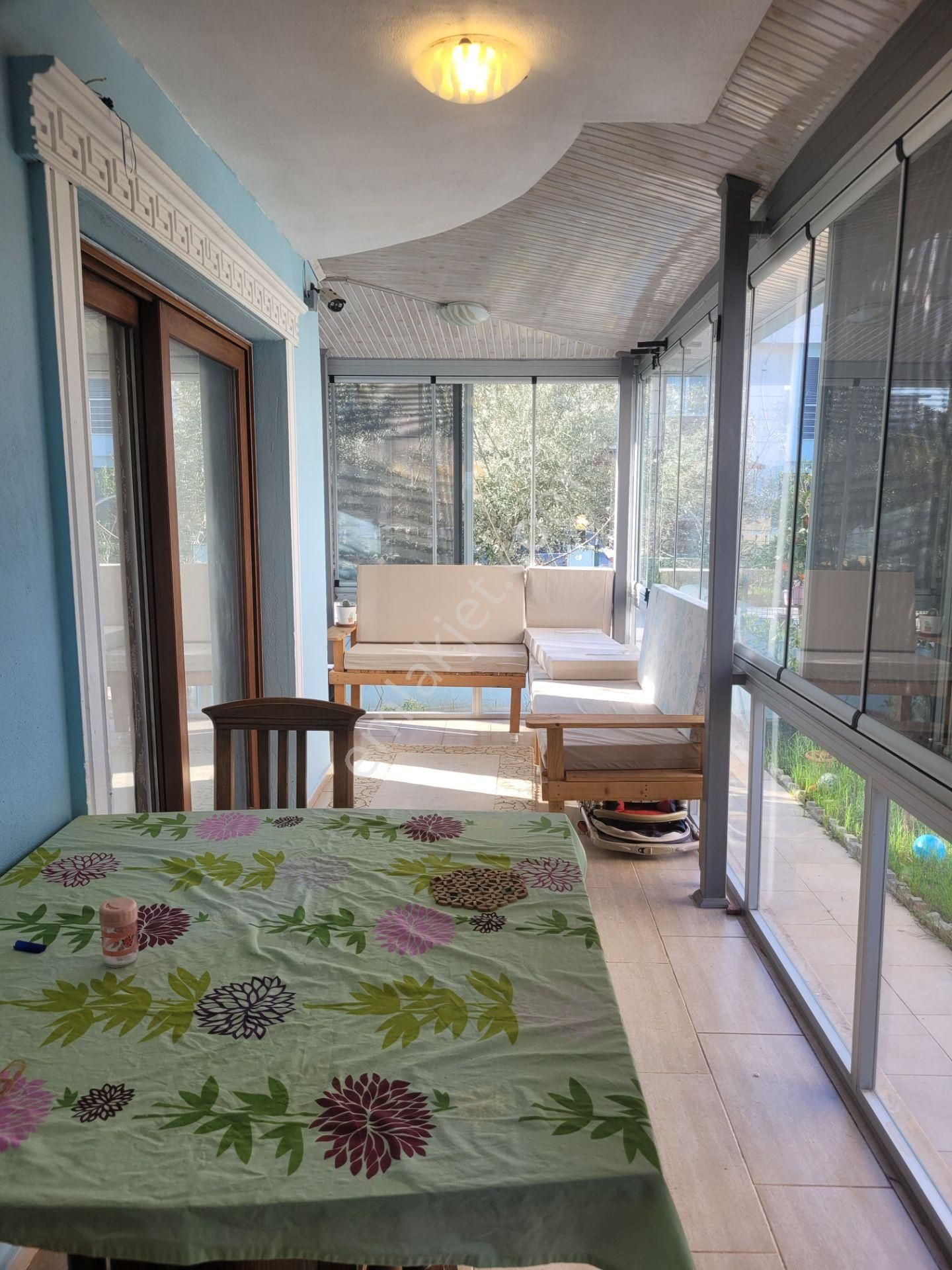 Doğanbey'de Denize 7 Dk Yürüyüş Mesafesinde 3+1 Bakımlı Villa - Görsel 9