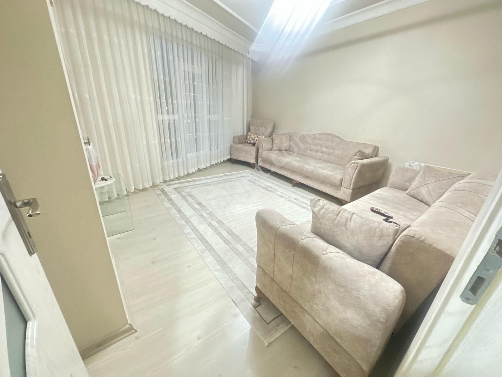 Erpay İnşaatan Esentepe Mahallesi 1.kat 2+1 90 M2 Süper Daire