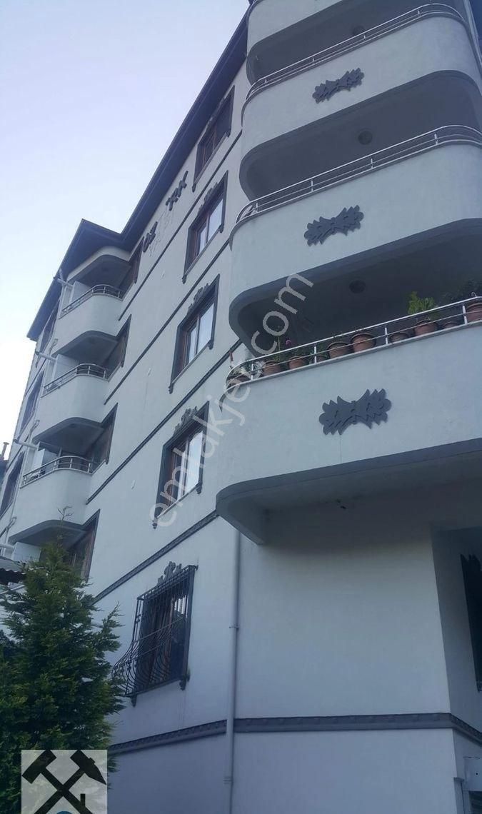 Aziziye Caddesi Merkeze Yakın Kiralık 2+1 Daire