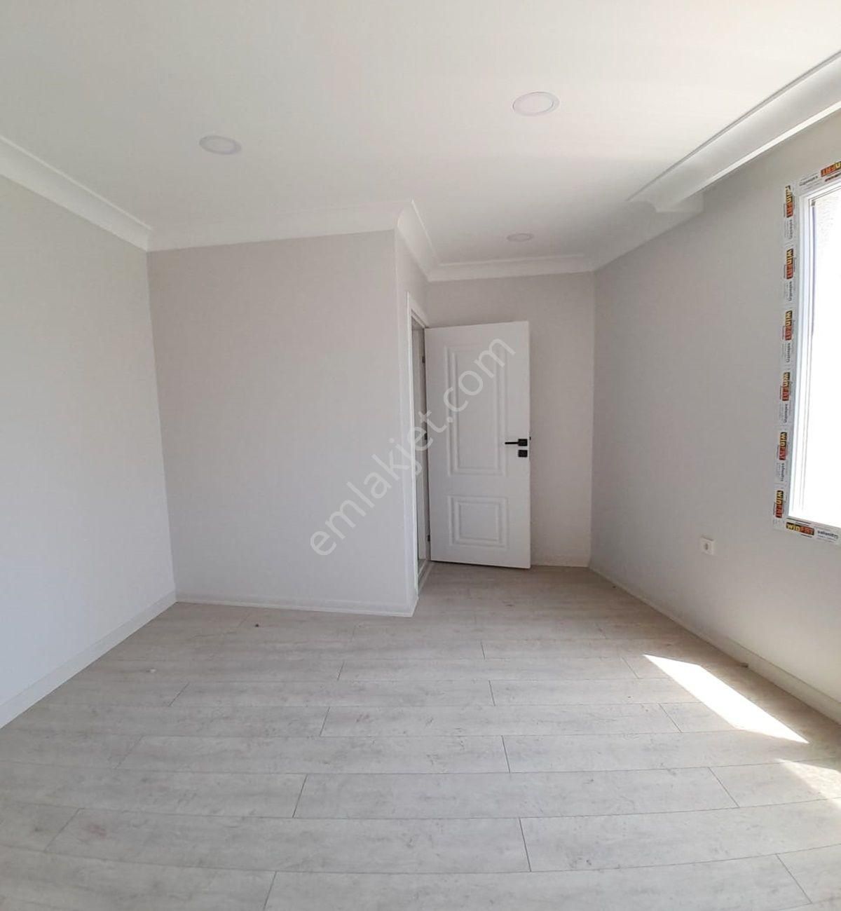 Avcılar D.köşklerde 2+1 Sıfır Ebeveyn Banyolu Ön Cephe Satılık Daire - Görsel 4