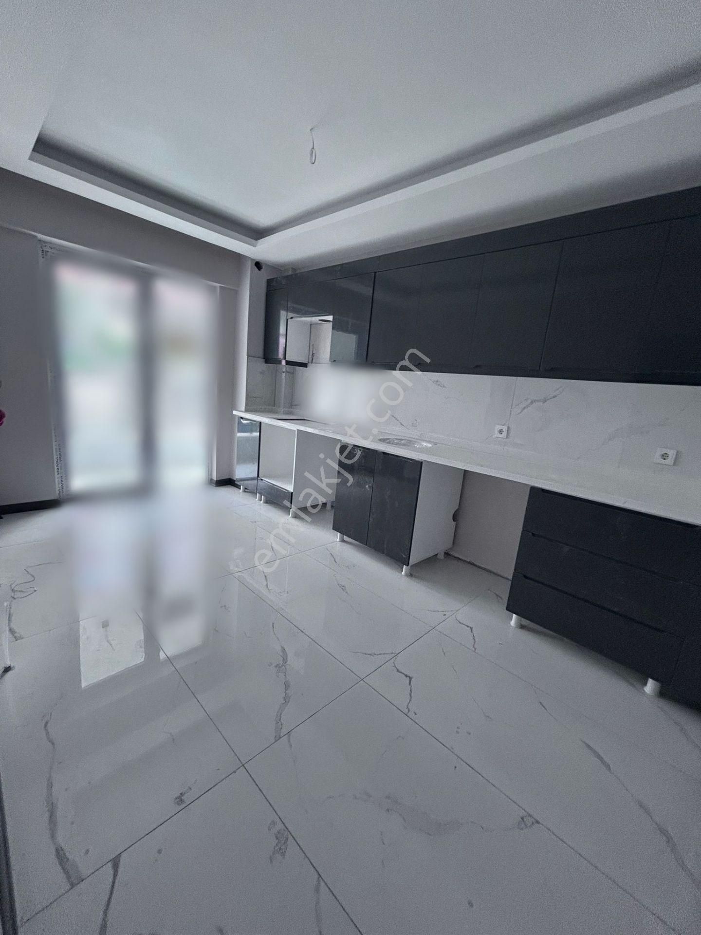 Şirintepe'de Sıfır Binada 2+1 85m2 Arakat Yapılı Daire.!