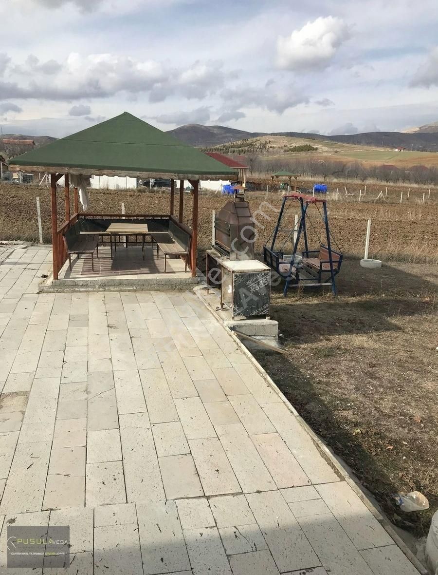 Pusulavega'dan Tapulu 1156m2 Arsa İçinde Betonarme Müstakil Ev - Görsel 13