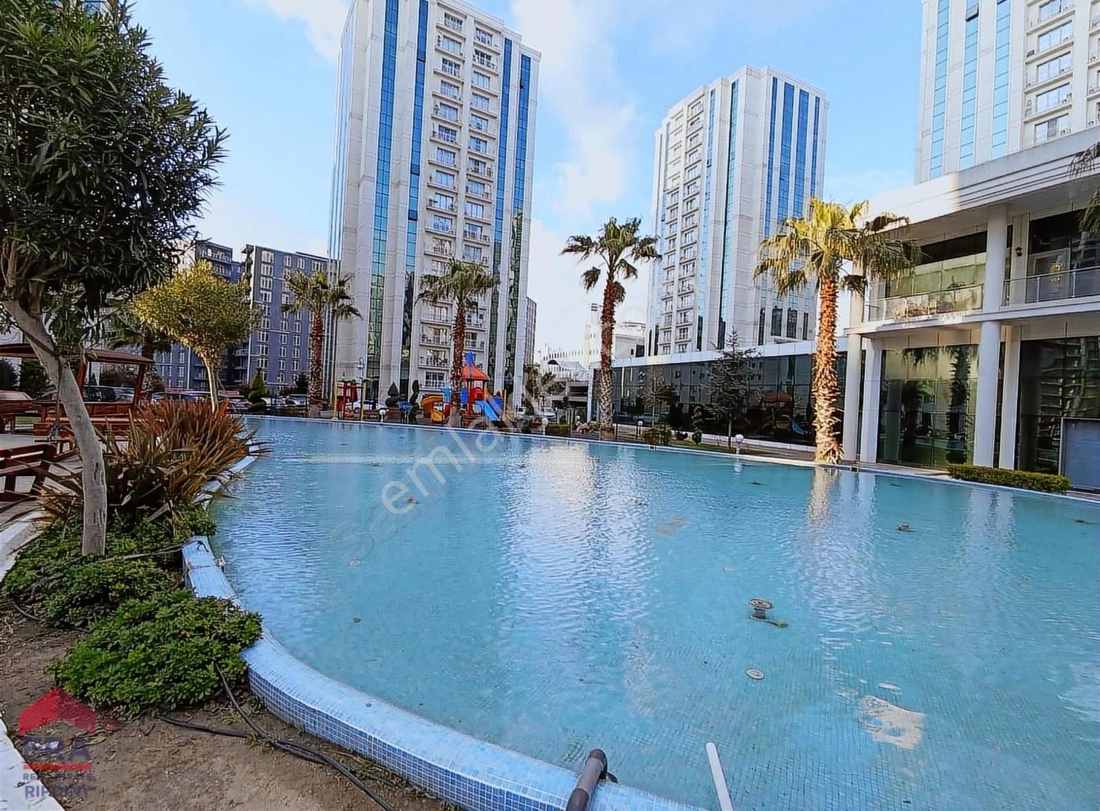 Era Ri Point Gyodan Prestij Park Güvenlikli Havuzlu Sitede 1+1