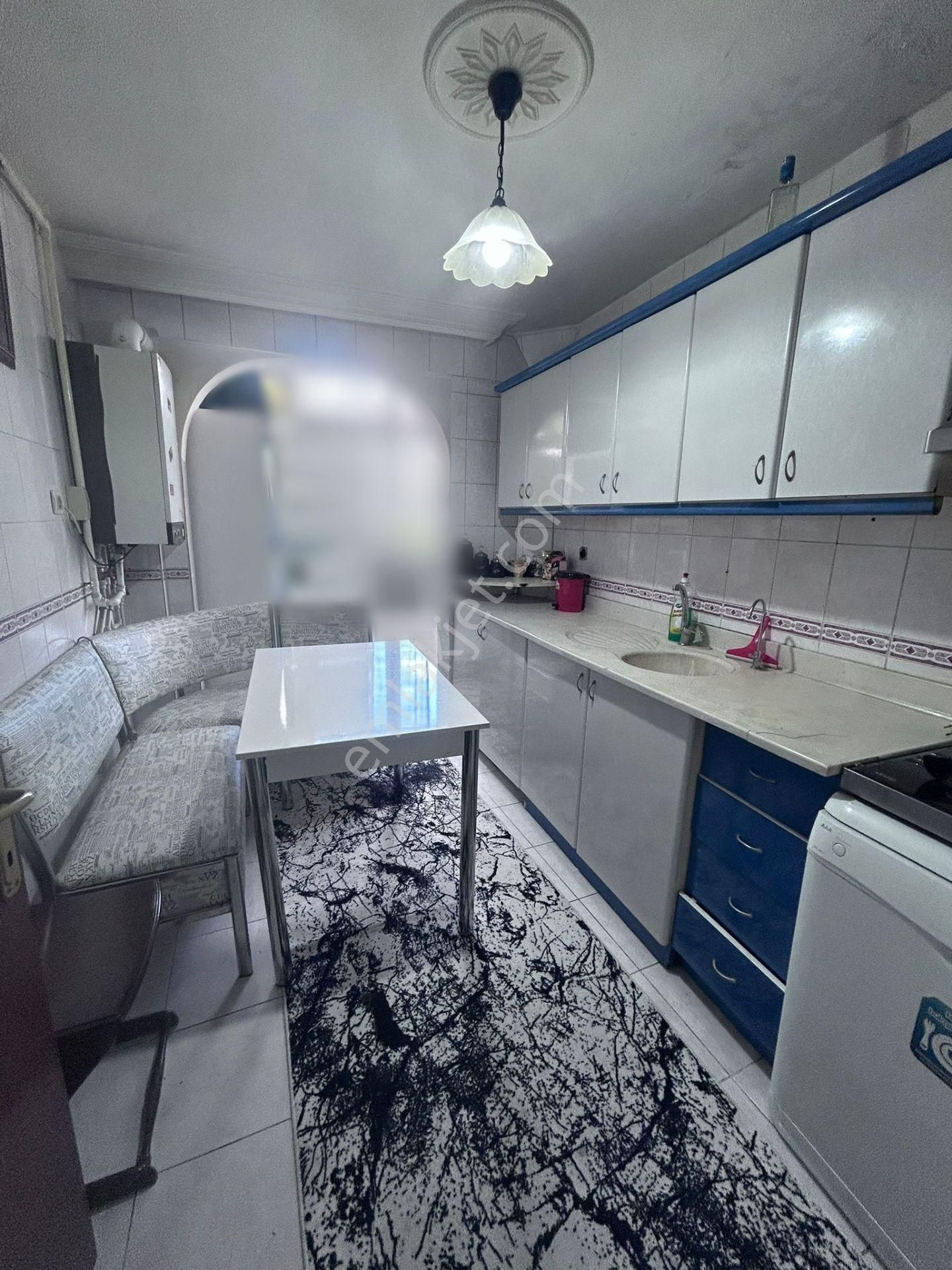 G.zeki Doğan'da Ana Cadde Üzeri 3+1 120m2 İskanlı Daire.!!