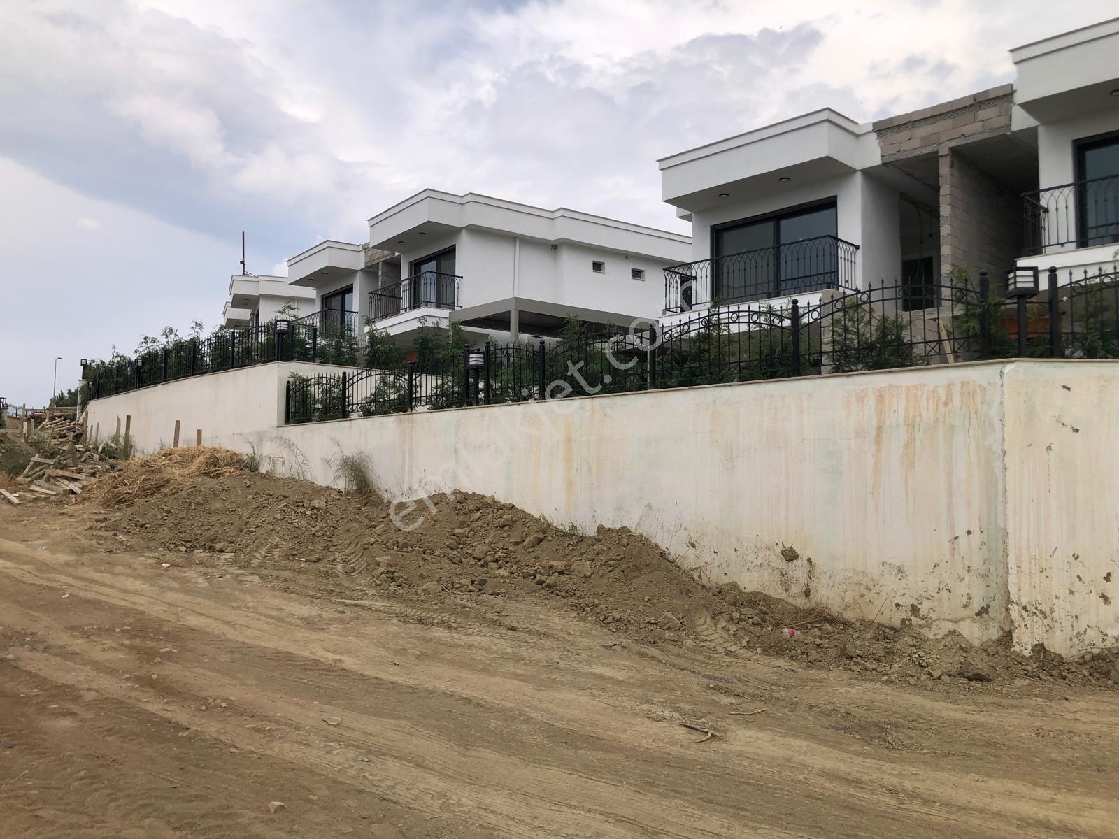 Kuşadası Güzelçamlı Mahallesi Karadere Caddesinde Satılık Sıfır Müstakil Ve Bitişik Nizam Villalar - Görsel 16
