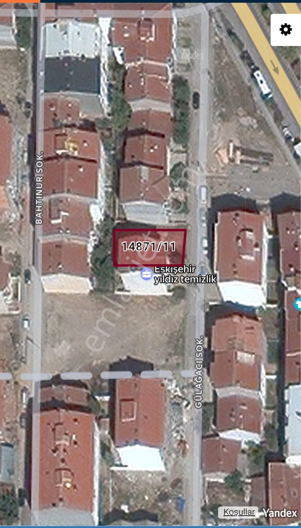 İki Emlak'tan Çamlıca Mah. Ulusal Egemenlik Blv. Yanı 200 M² Arsa