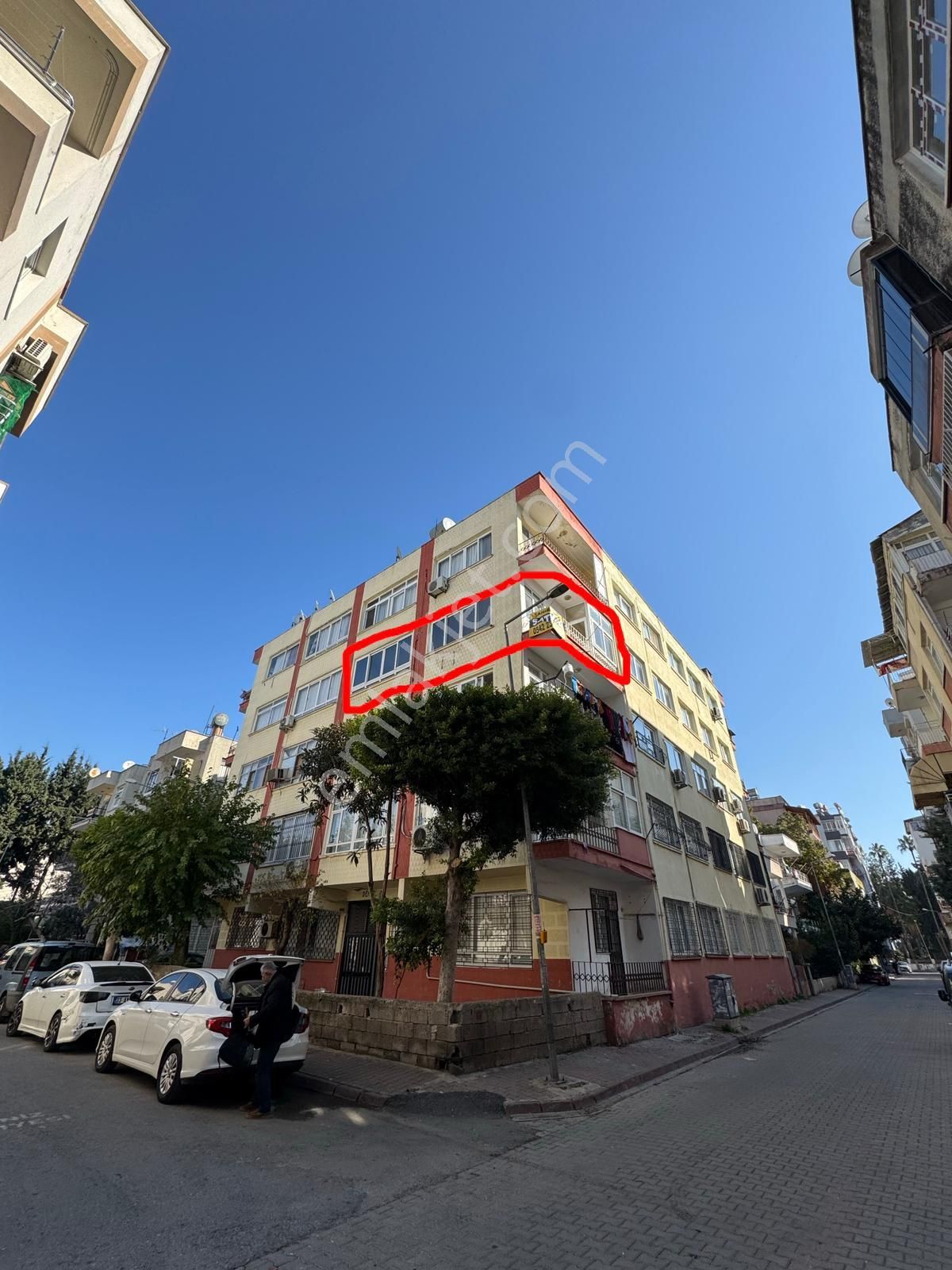 Çamlıbelde 3+1 Arakat Bakımlı Daire