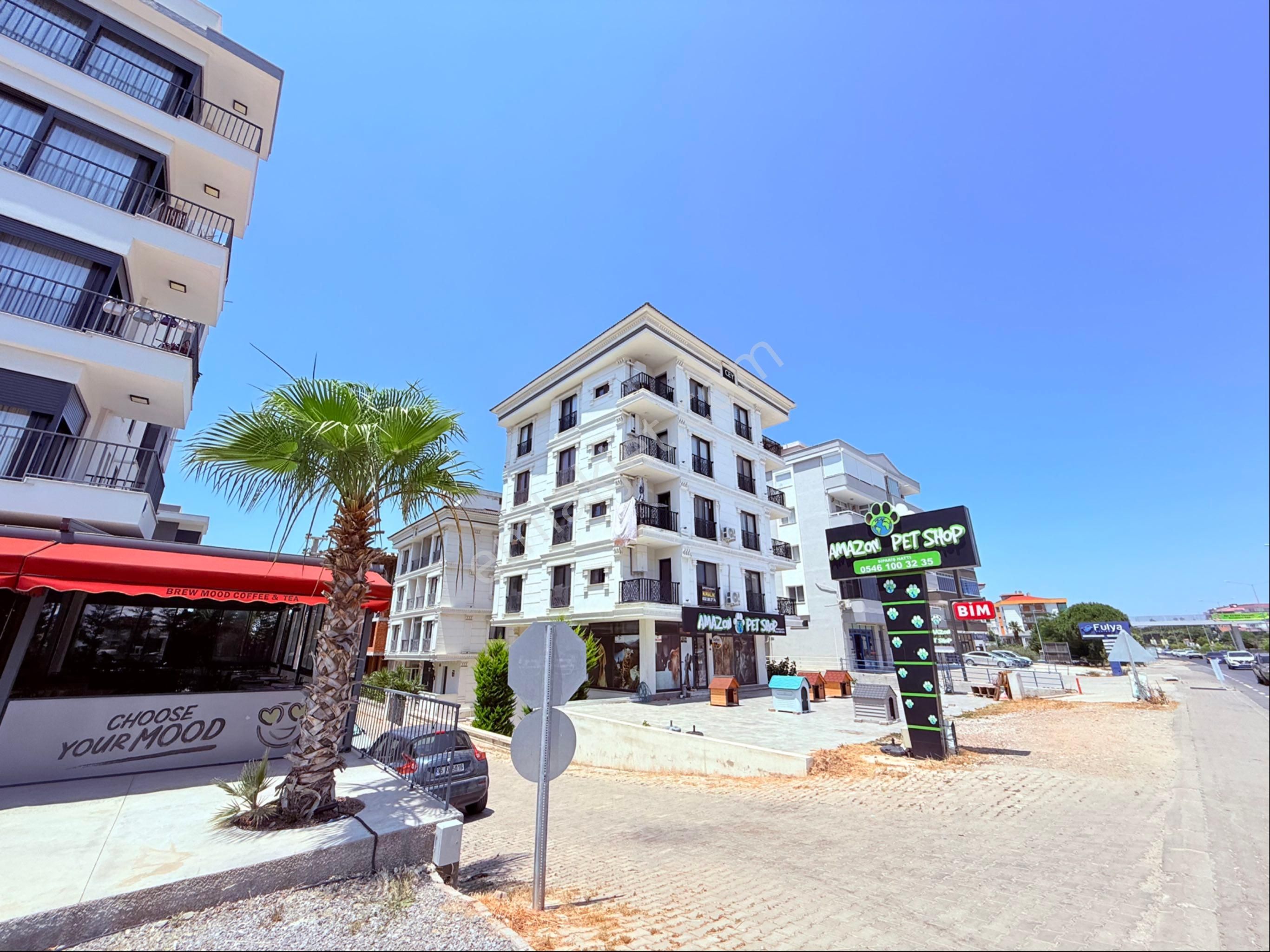 Rw Akar Seferihisar Camikebirde En İyi Konum Satılık 1+1 Daire