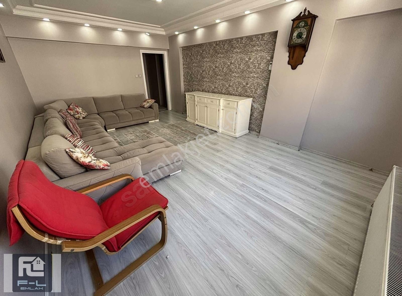 F-l Emlaktan Bulgurlu Da Elit Sitede Geniş 3+1 Arakat Otoparklı