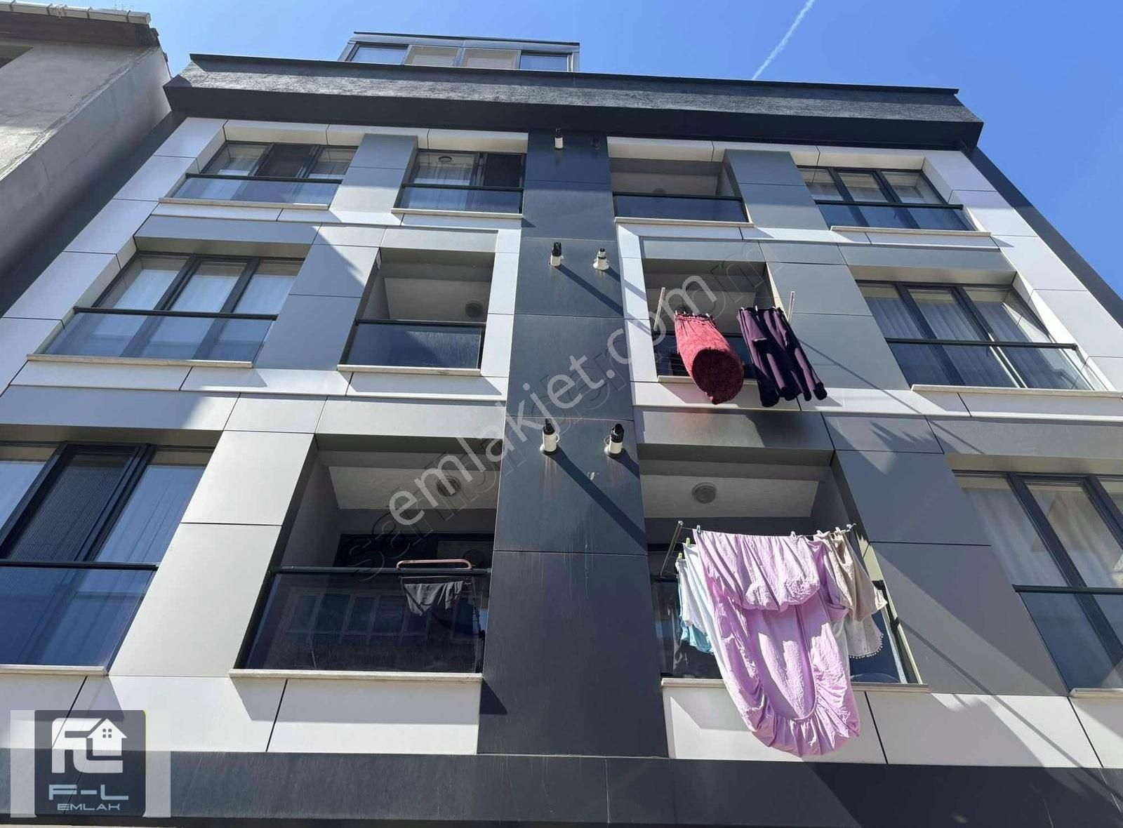 F-l Emlaktan Emaar Avm Libadiye Yakını 5+2 İskanlı Yeni Dubleks