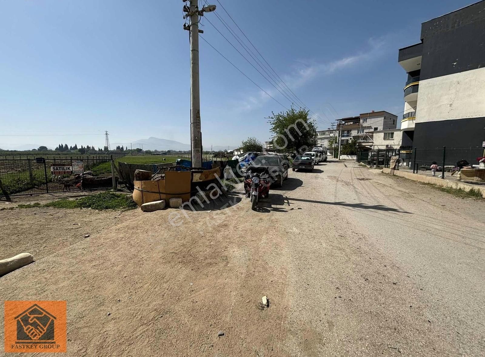 Karşıyaka Mah. 4 Dönüm Kupon Tarla İmarın Dibinde Araç Takaslı