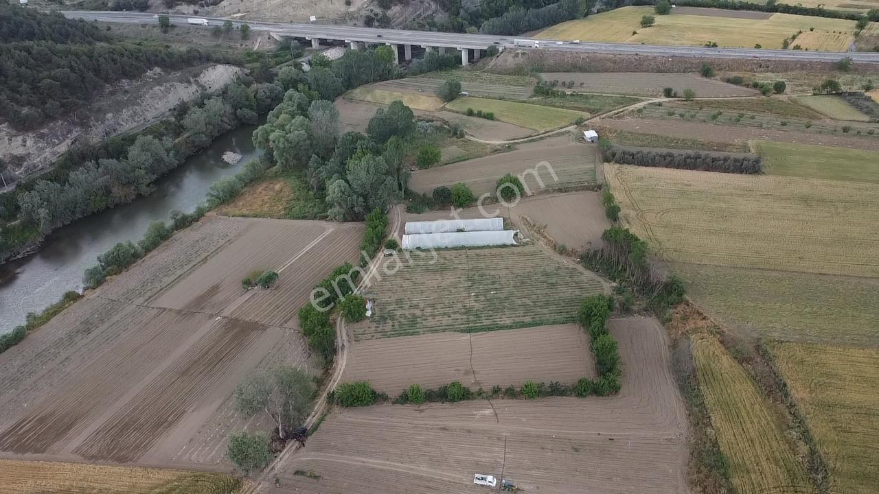 Büyükyenice Köyün'de Su Sıkıntısı Olmayan 600 M2 Satılık Tarla - Görsel 24