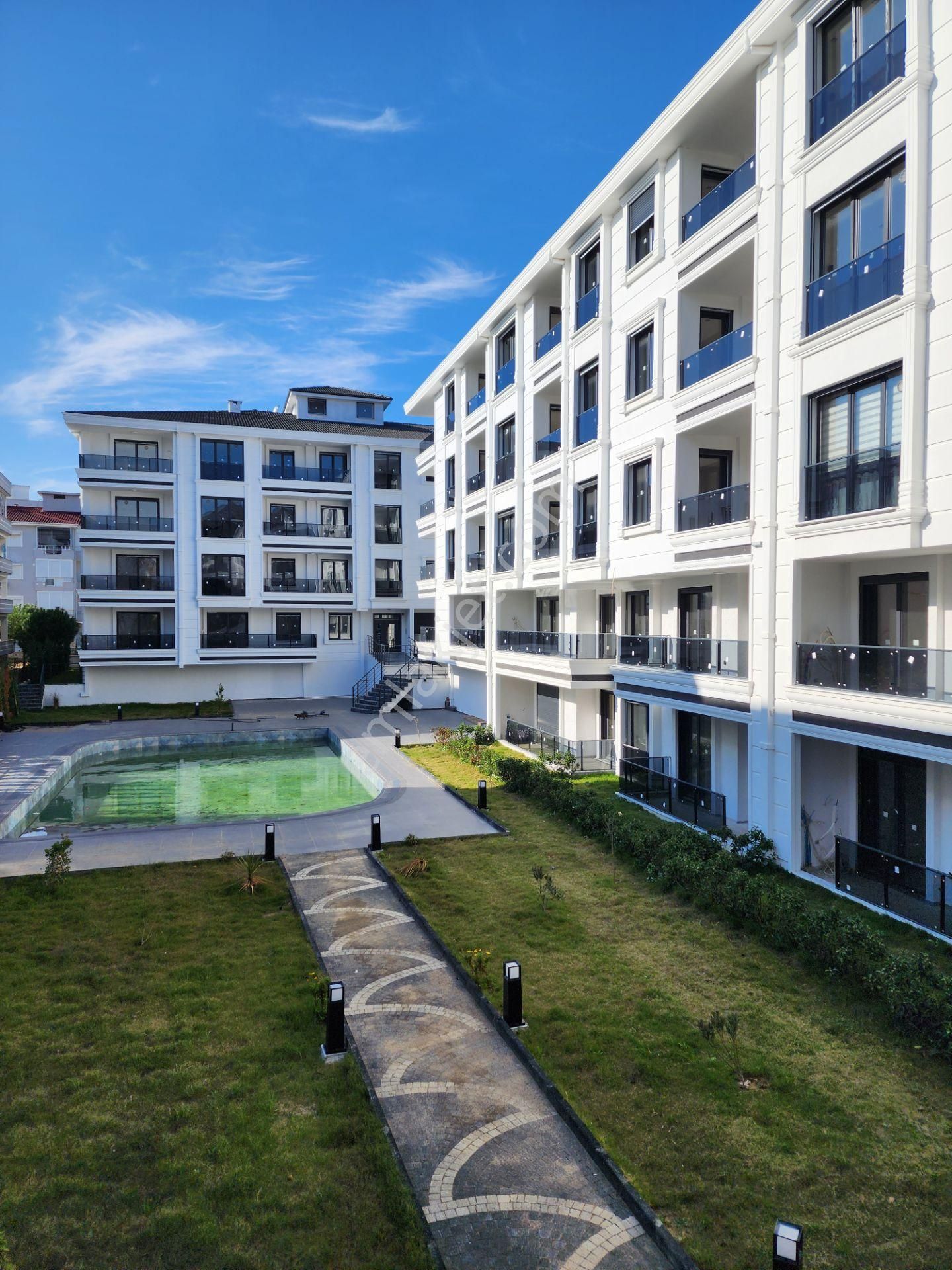 Ayvalık Sarımsaklı 'da En Lüx Sitede Sıfır Daire - Görsel 4