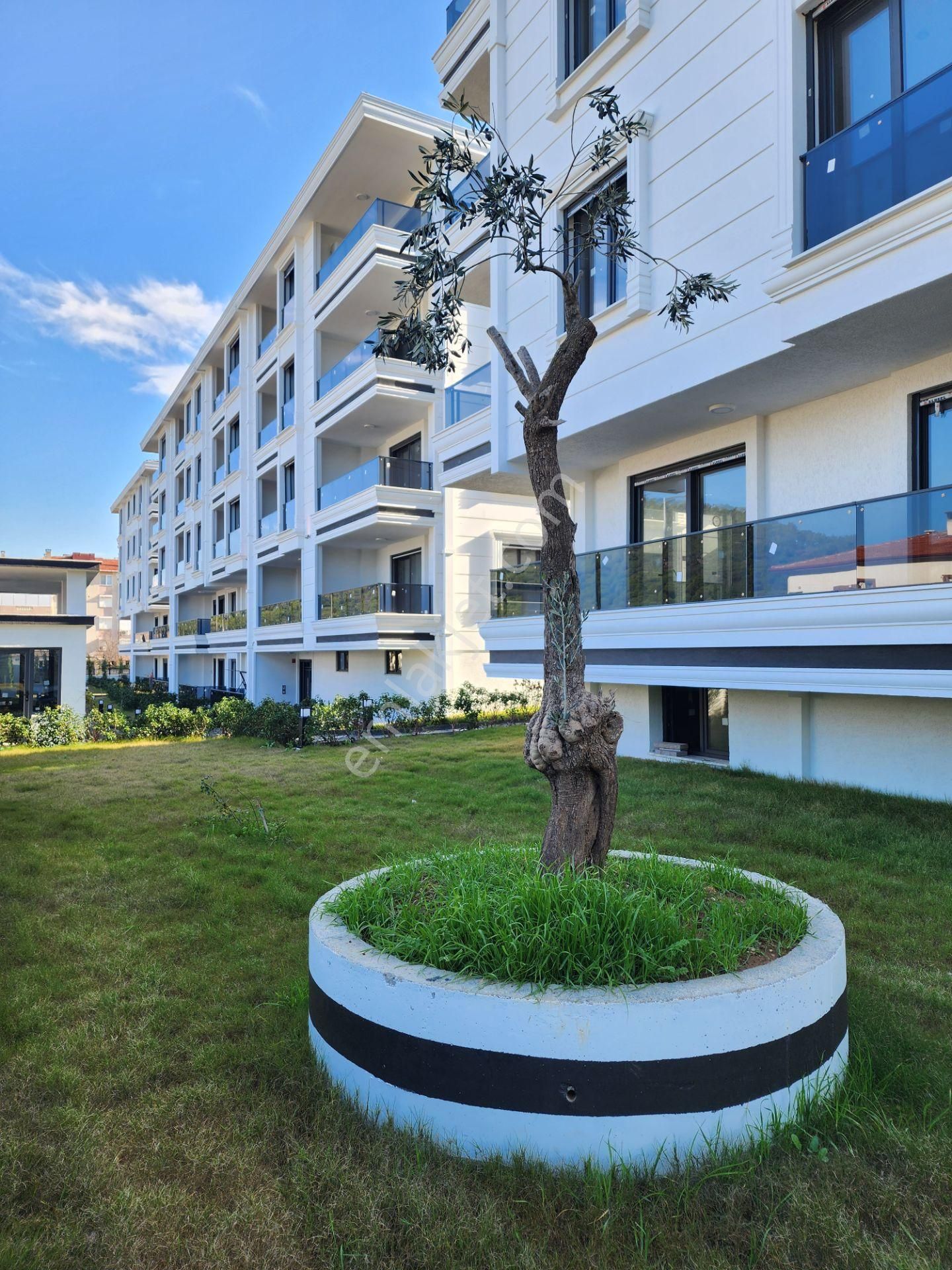 Ayvalık Sarımsaklı 'da En Lüx Sitede Sıfır Daire - Görsel 16