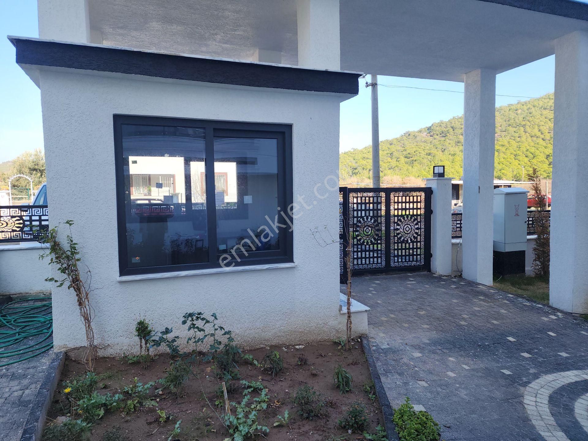 Ayvalık Sarımsaklı 'da En Lüx Sitede Sıfır Daire - Görsel 14