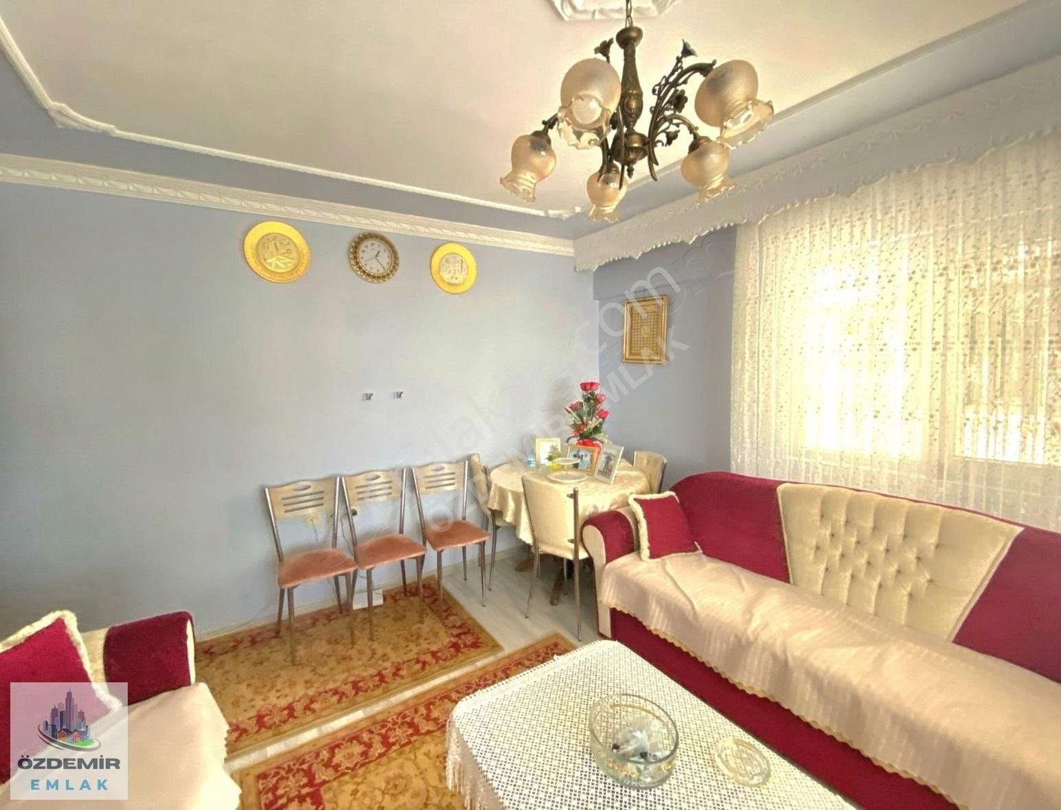 Özdemir De Yeşil Bayır Da Carşı Pazar İçinde Asansörlü 3+1 Daire